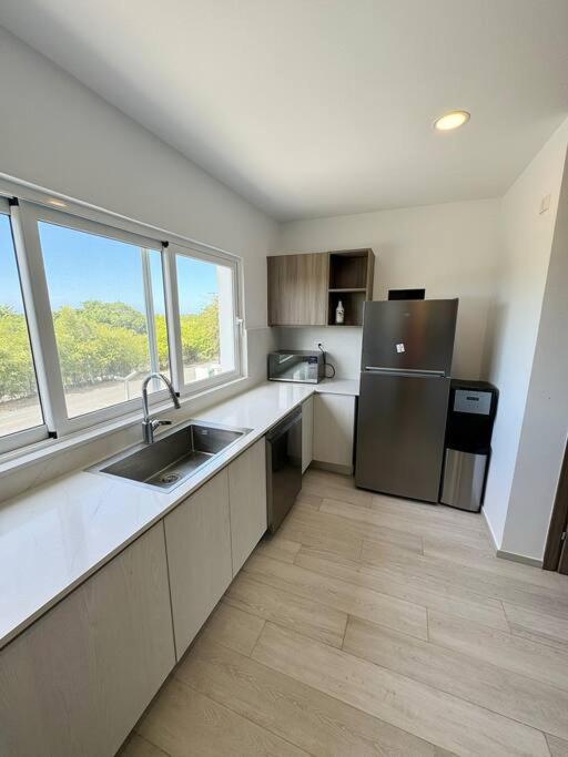Peaceful Haven Overlooking The Golf Course Apartment *