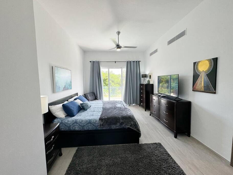 Peaceful Haven Overlooking The Golf Course Apartment