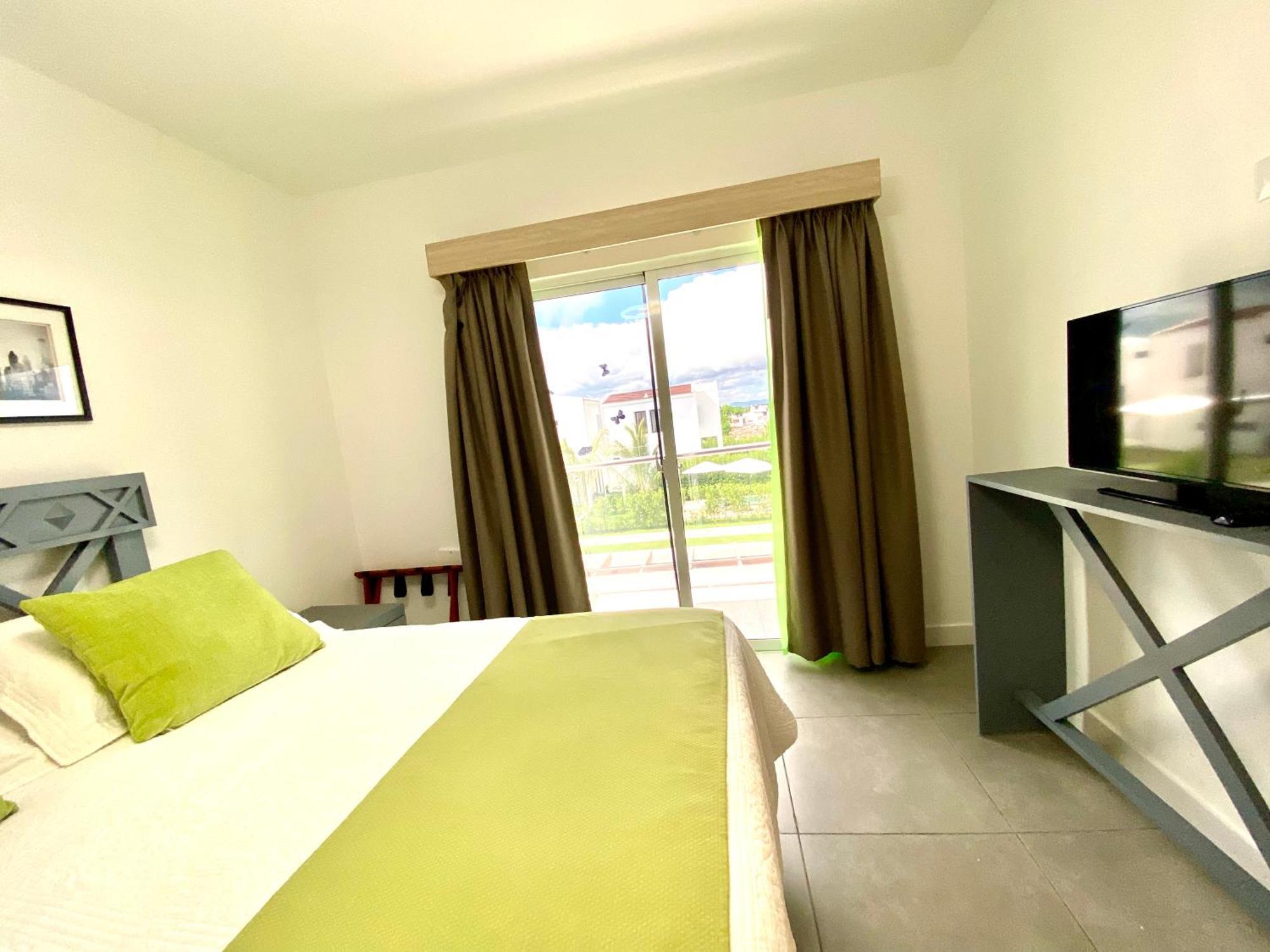 Villa Luxury With Pool And Vista Cana Golf Course