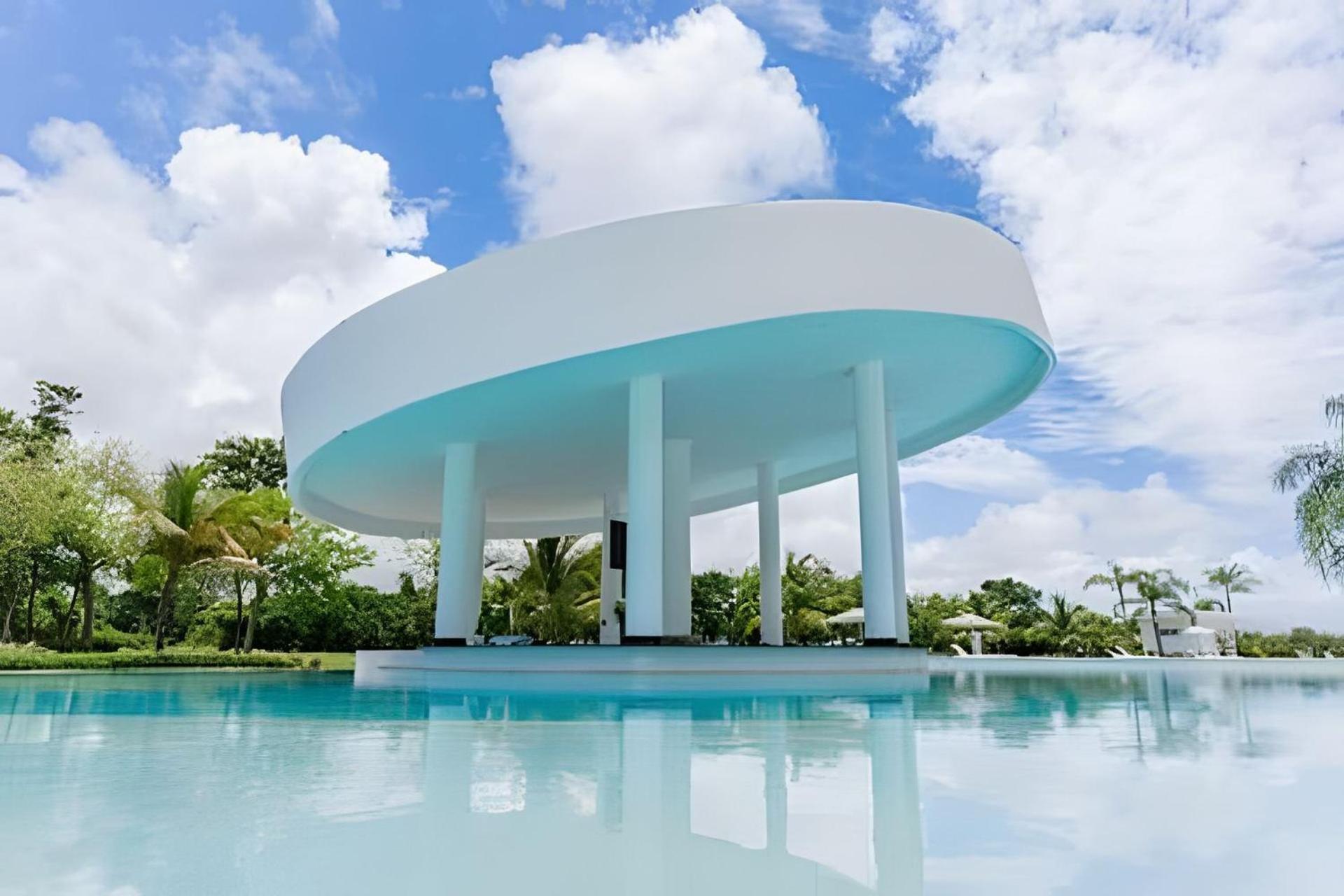 G307b: In Luxury Overlooking The Golf At Cana Apartment *