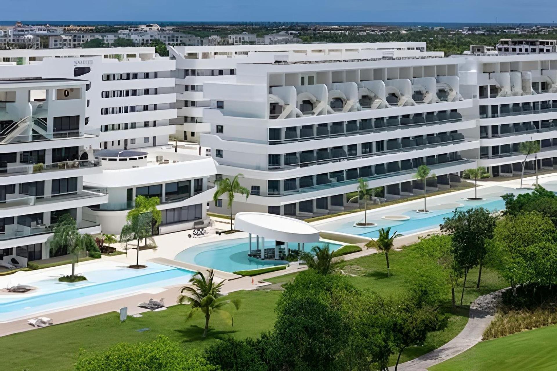 G307b: In Luxury Overlooking The Golf At Cana Apartment *