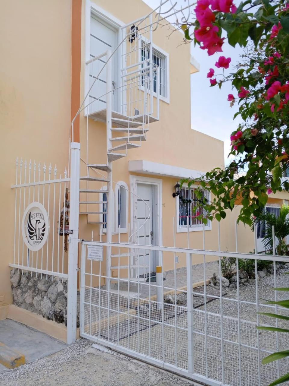 Ave Fenix Apartamento