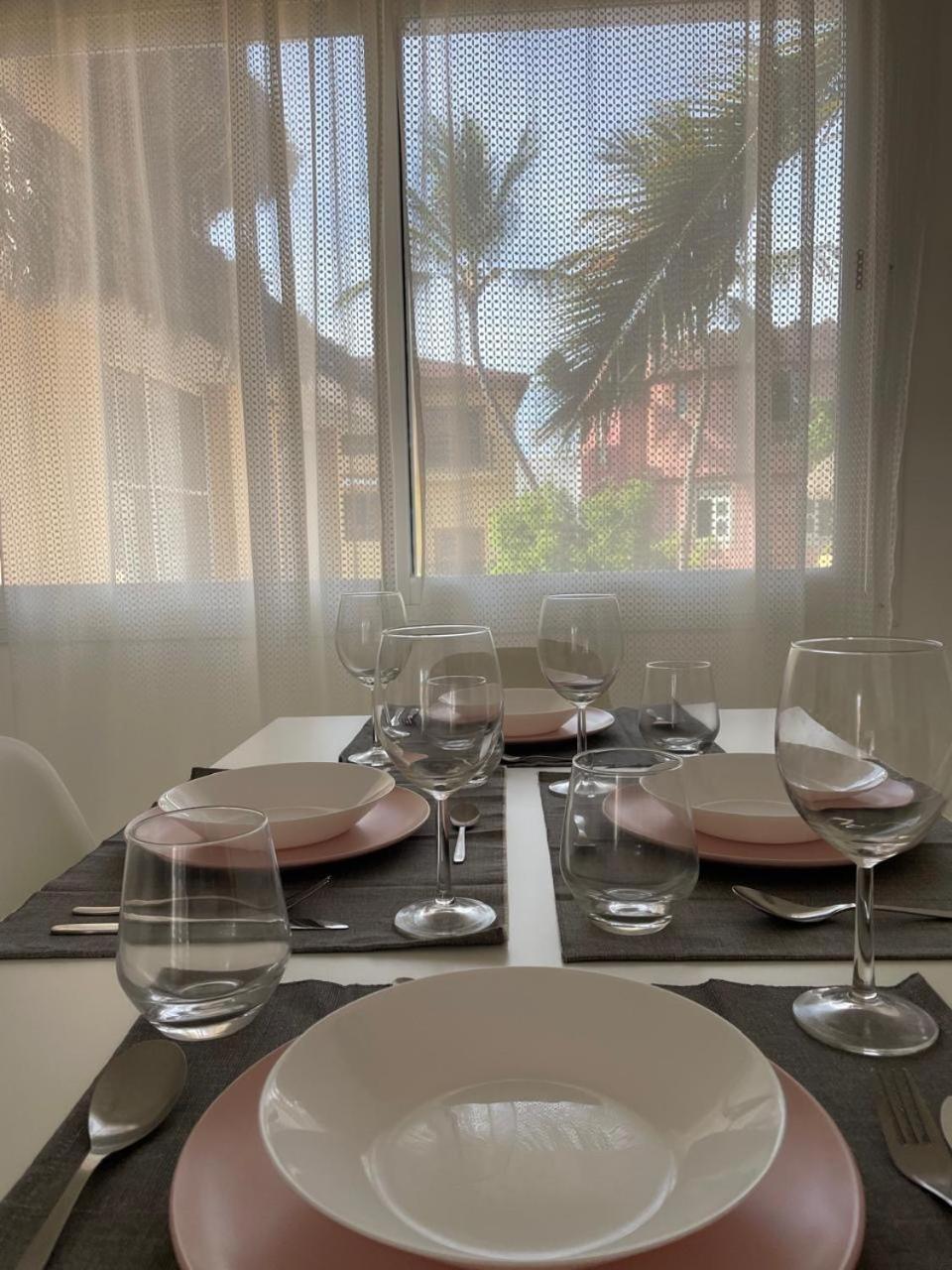 Palm Sea View Apartment *