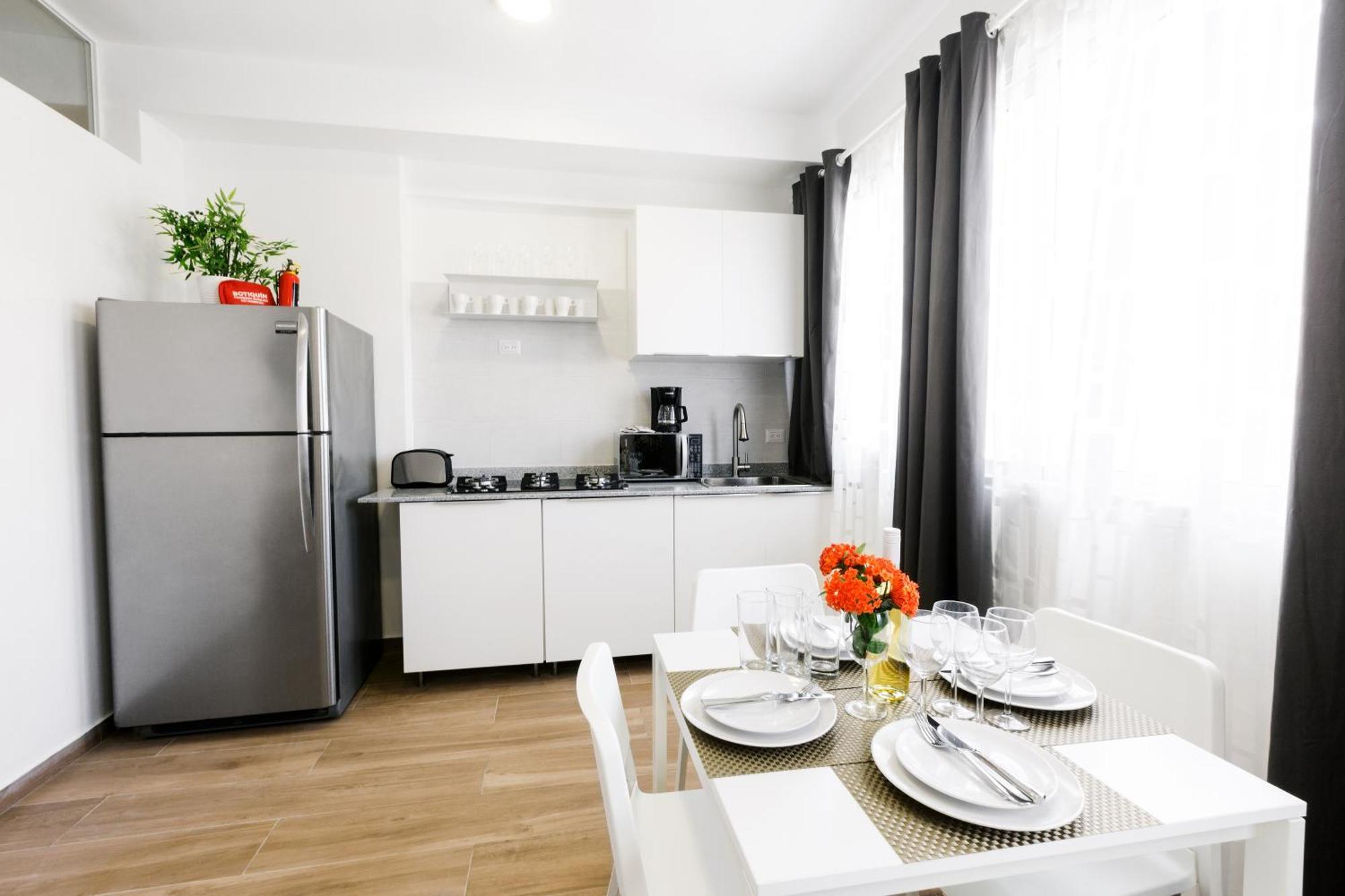 Hotel Ducassi Sutes Playa Los Corales 5*