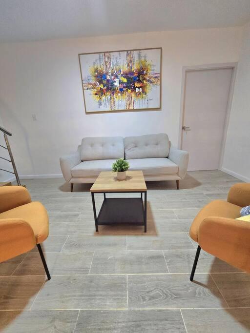 Penthouse Moderno, Playa Privada Apartment