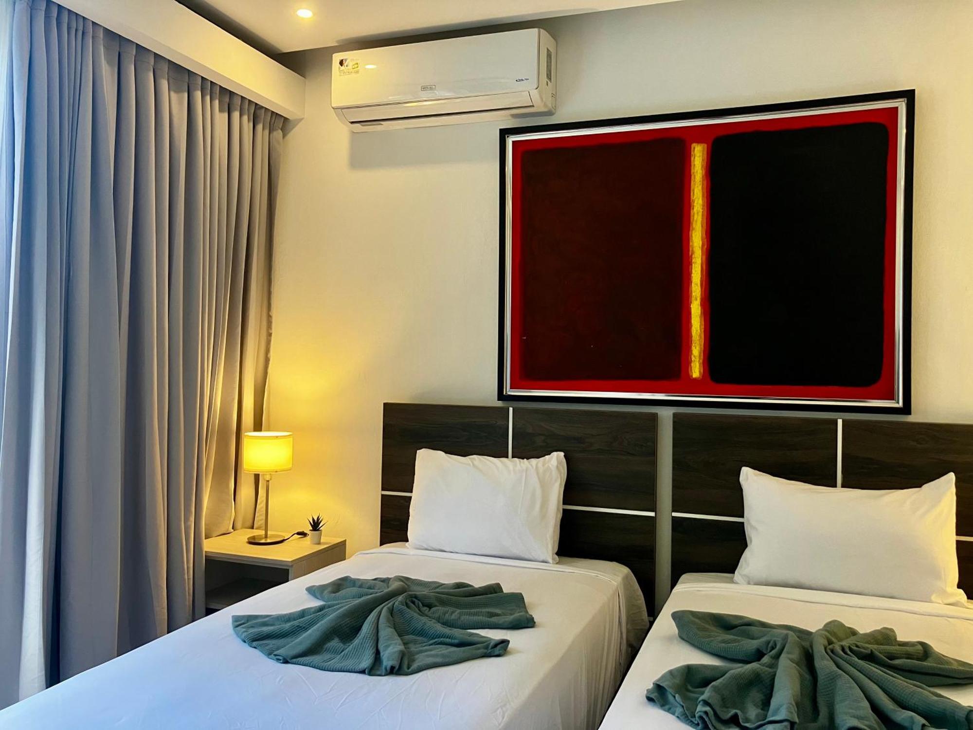 Hotel Neon *