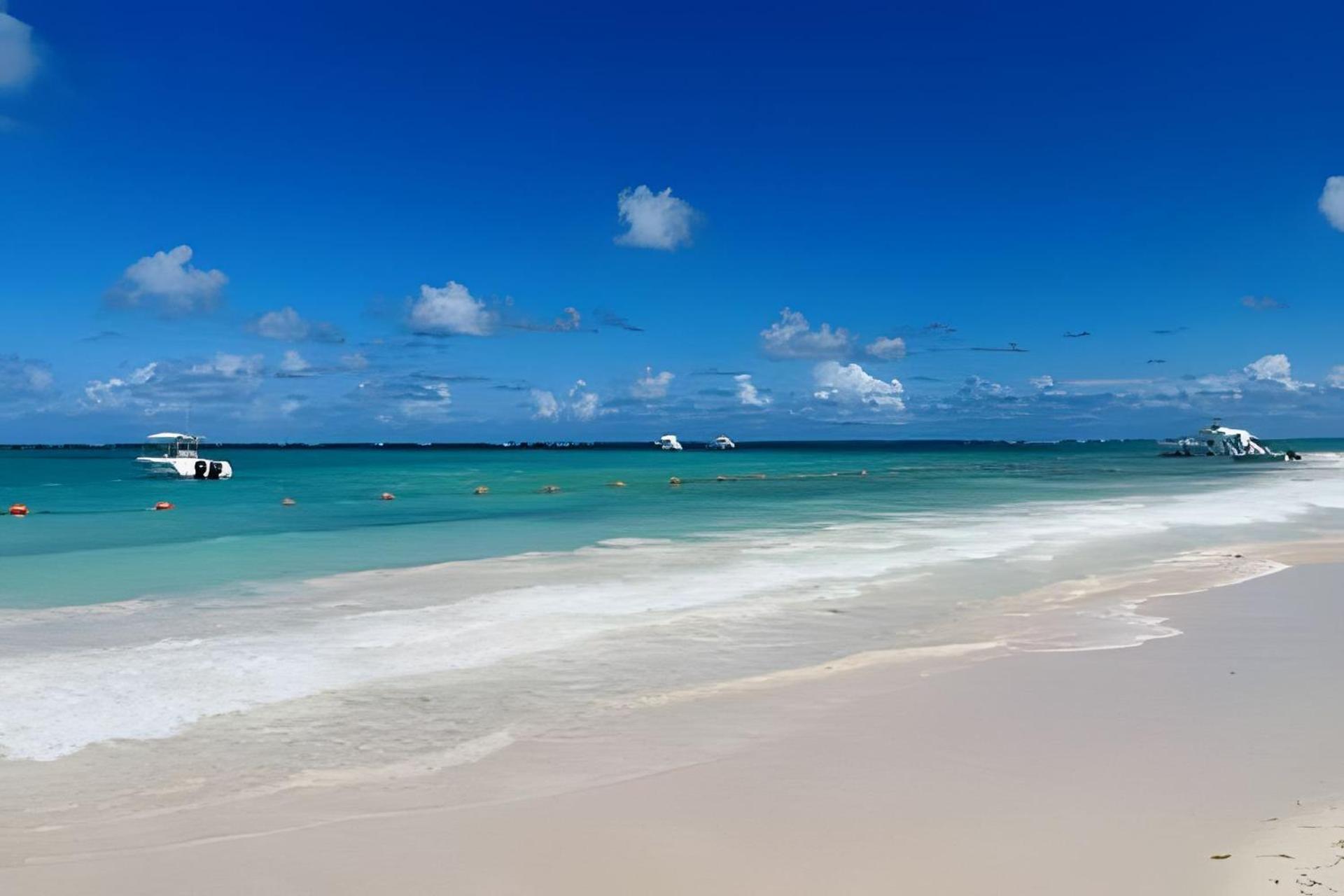 Caribbean - El Dorado, A Pasos De La Playa Apartment Punta Cana
