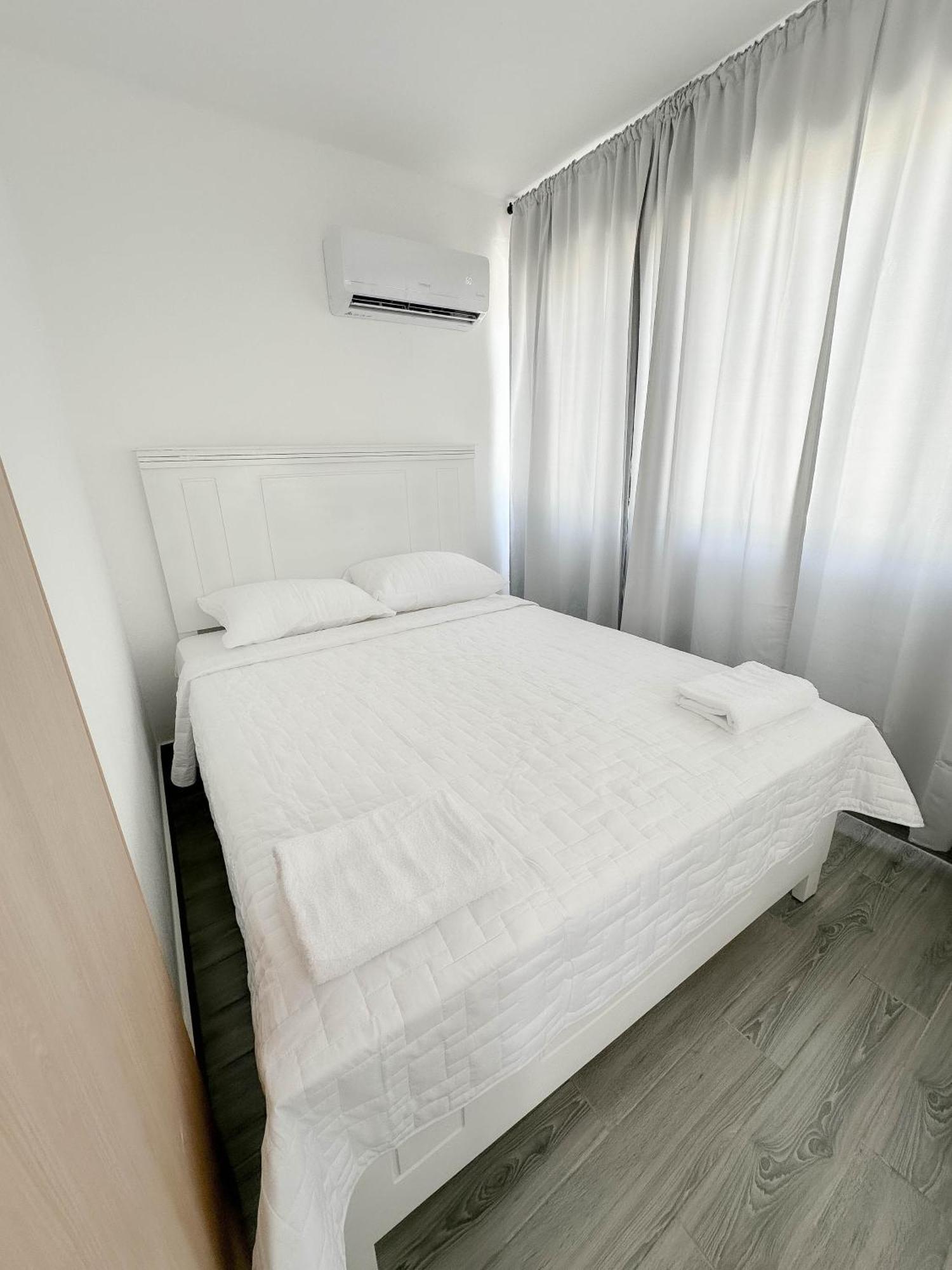 La Yarolina Apartment