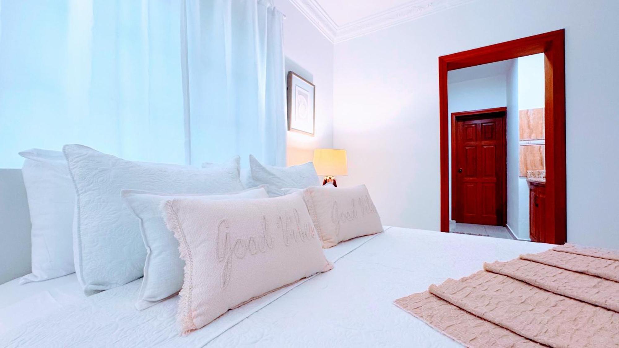 Apartment Walk To Beach, Shops, Dining, Pool View, Fast Wifi Punta Cana