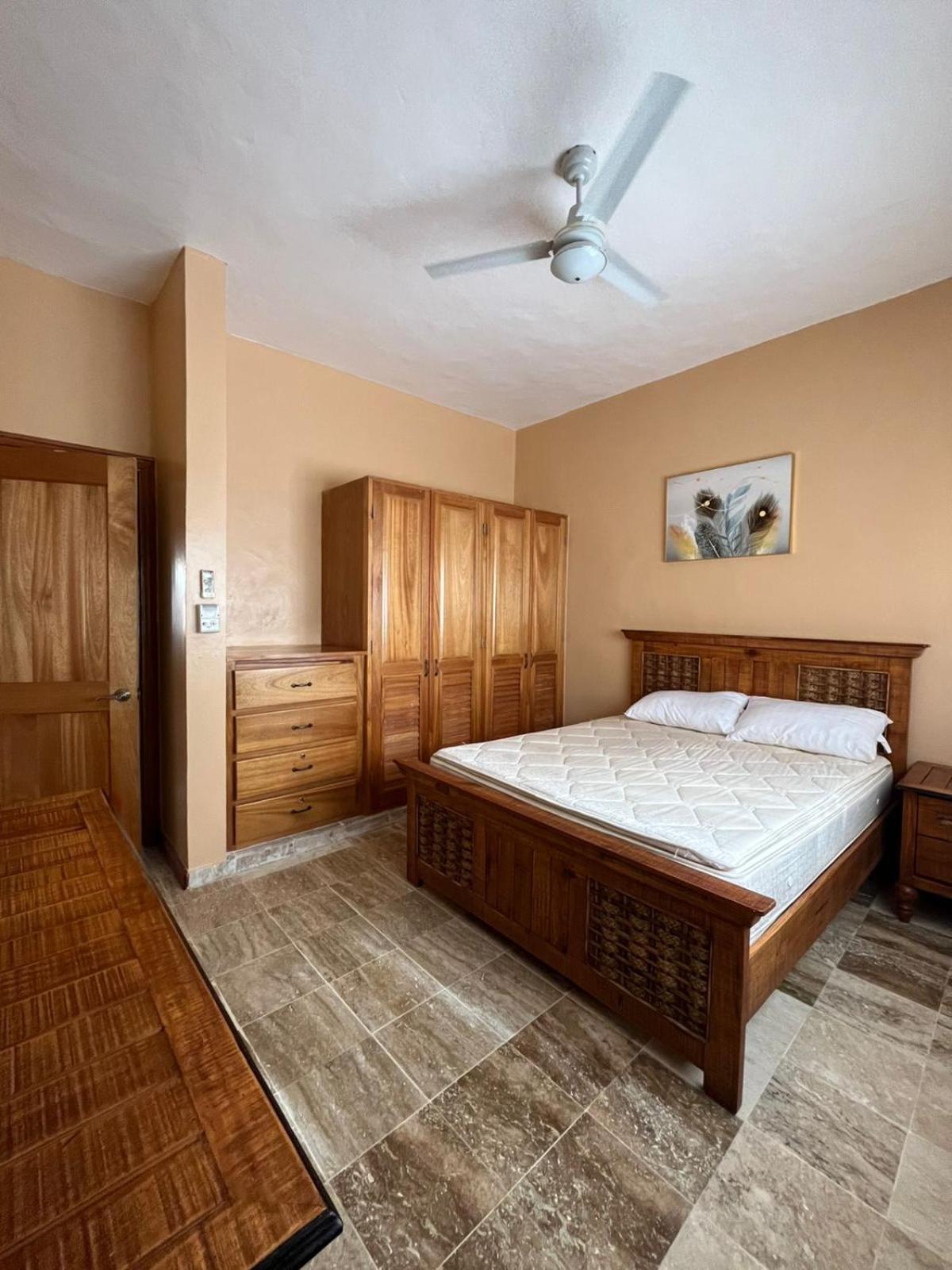 A Pasos De La Playa Apartment *