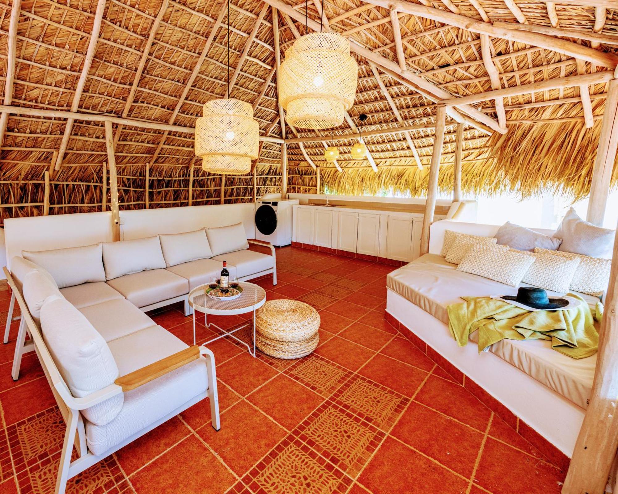 Apartment 50 Steps To Private Poolside Rooftop Terrace *