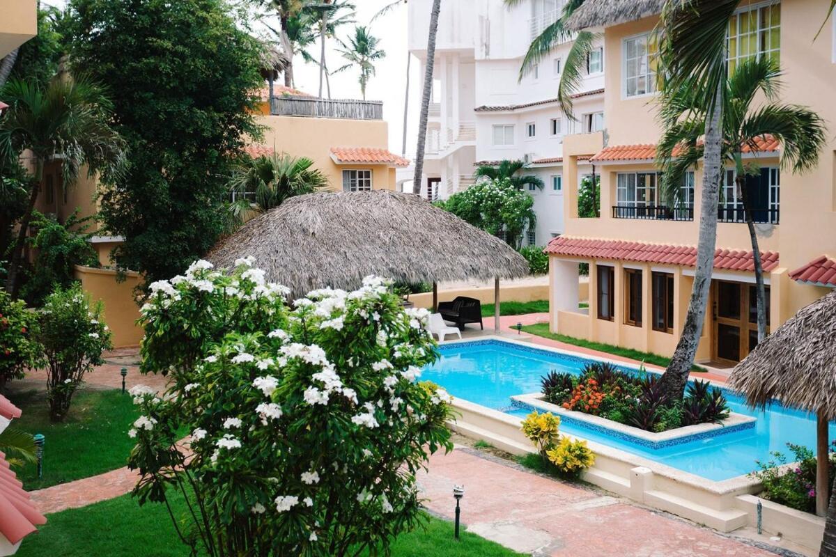 50 Steps To Private Poolside Rooftop Terrace Apartment *