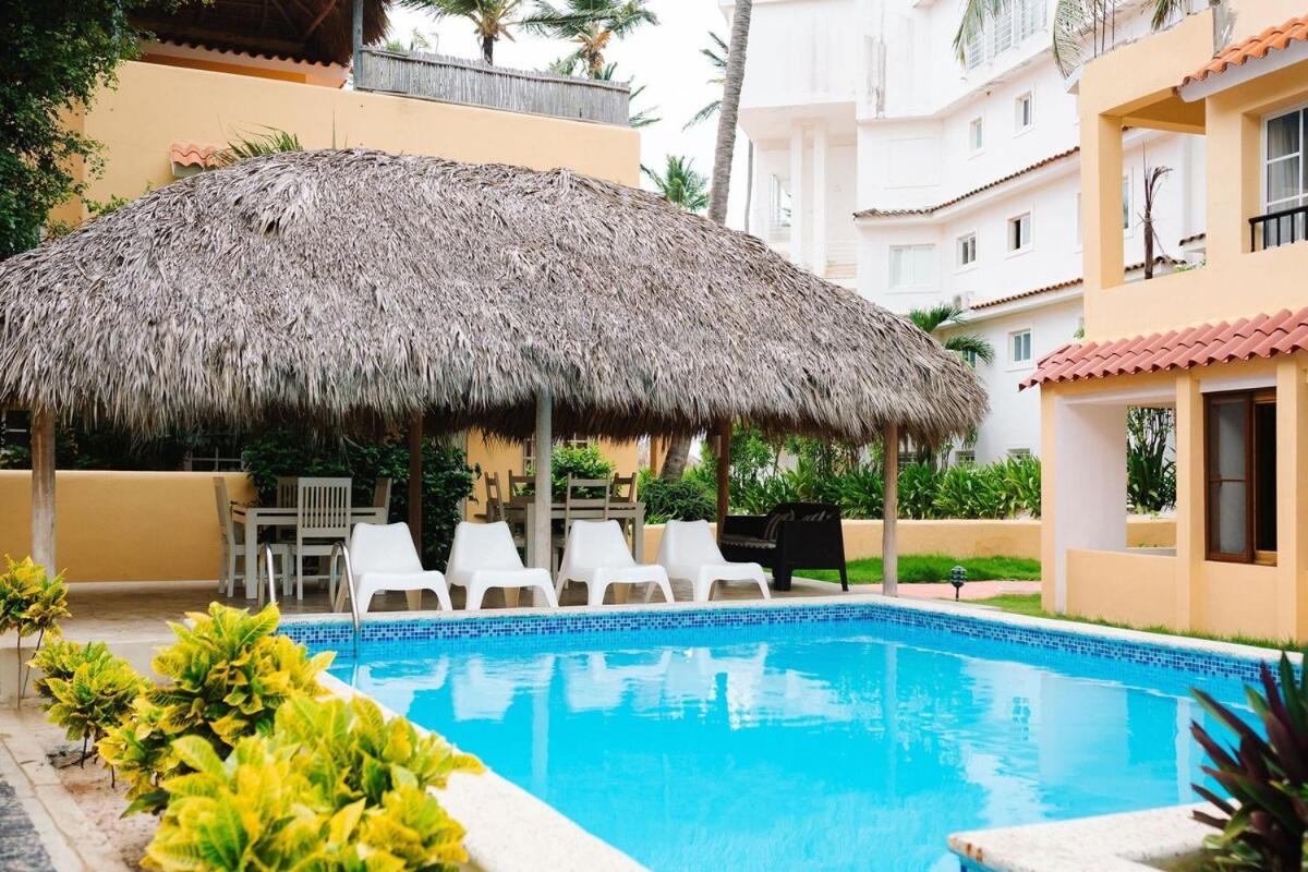 Apartment 50 Steps To Private Poolside Rooftop Terrace