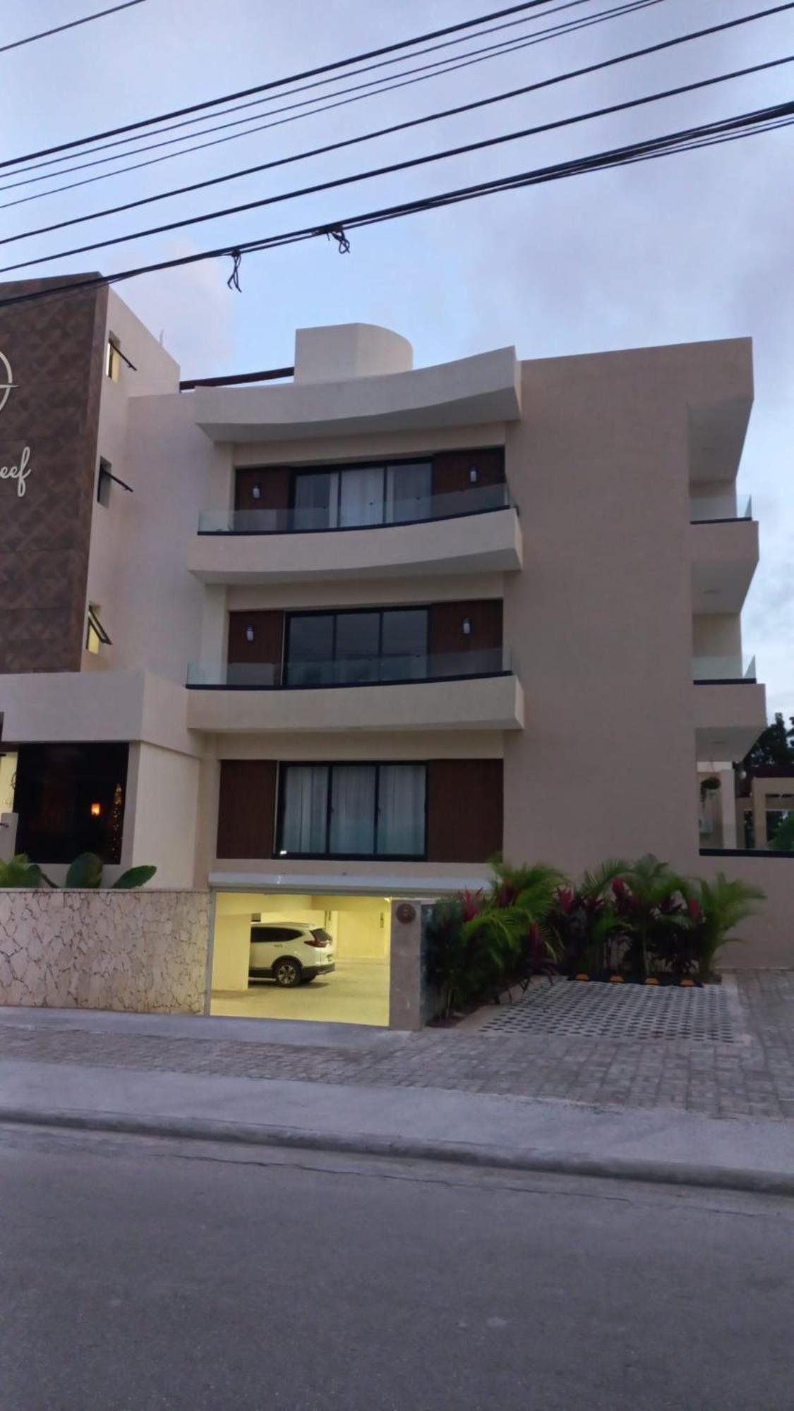 New Spacious & Bright 2br & 2ba, Pool & Shuttle, Wifi & Ac Gold Reef 209