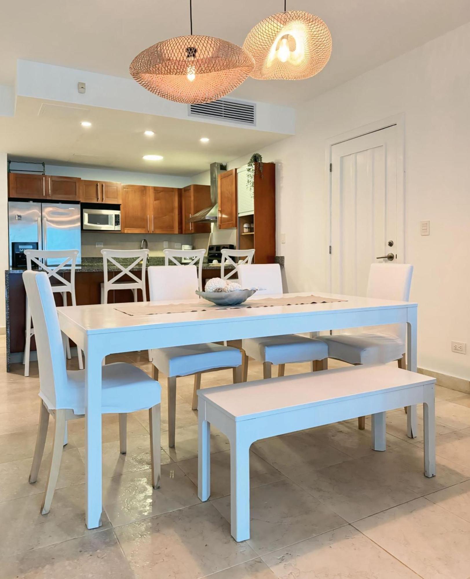 With Pool And Ocean View In Punta Palmera Apartment *