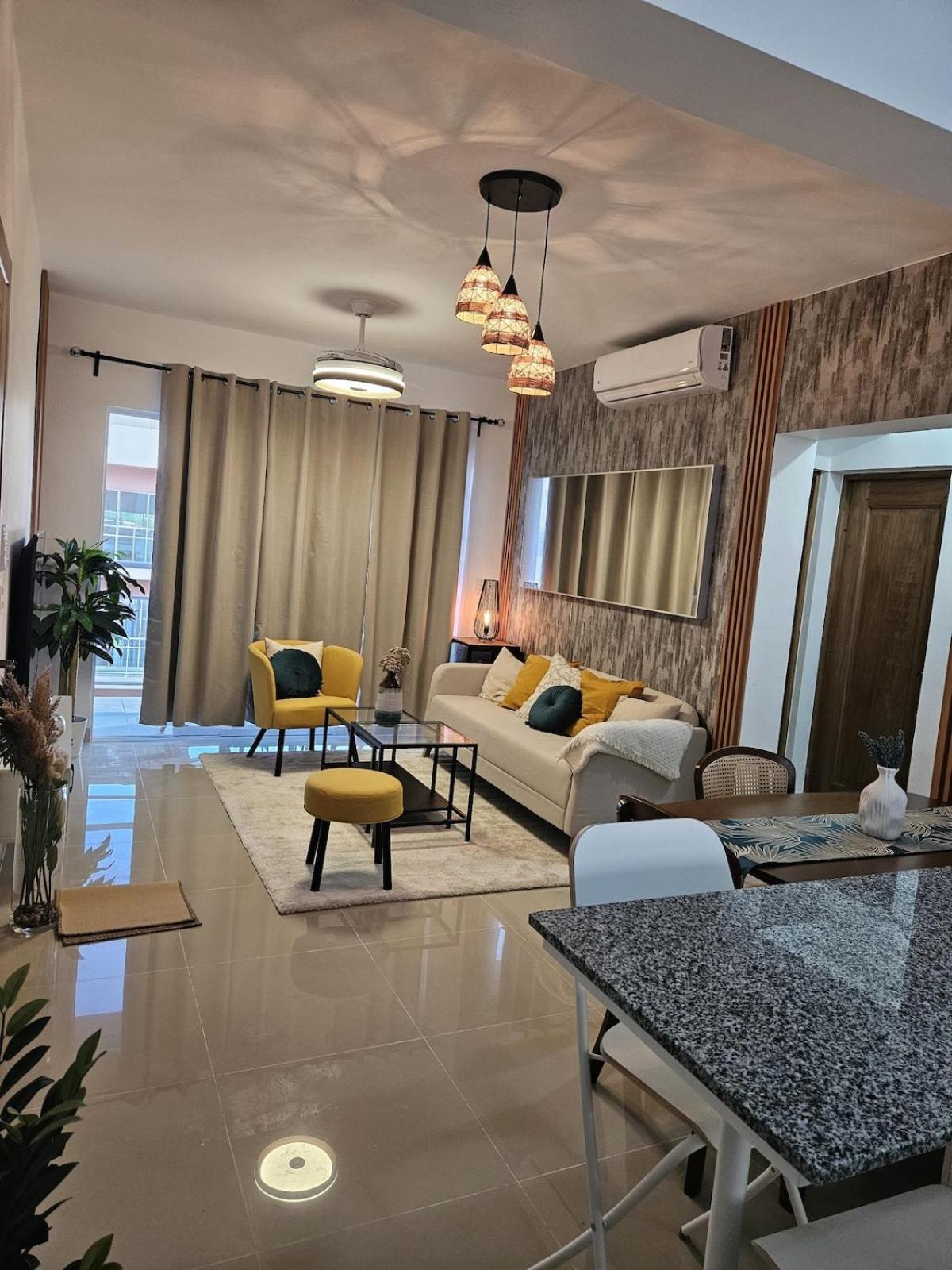 2 Bedroom In *