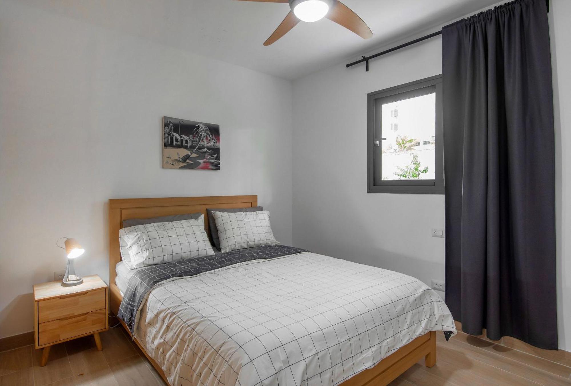Apartment Bran New With Pool Access *