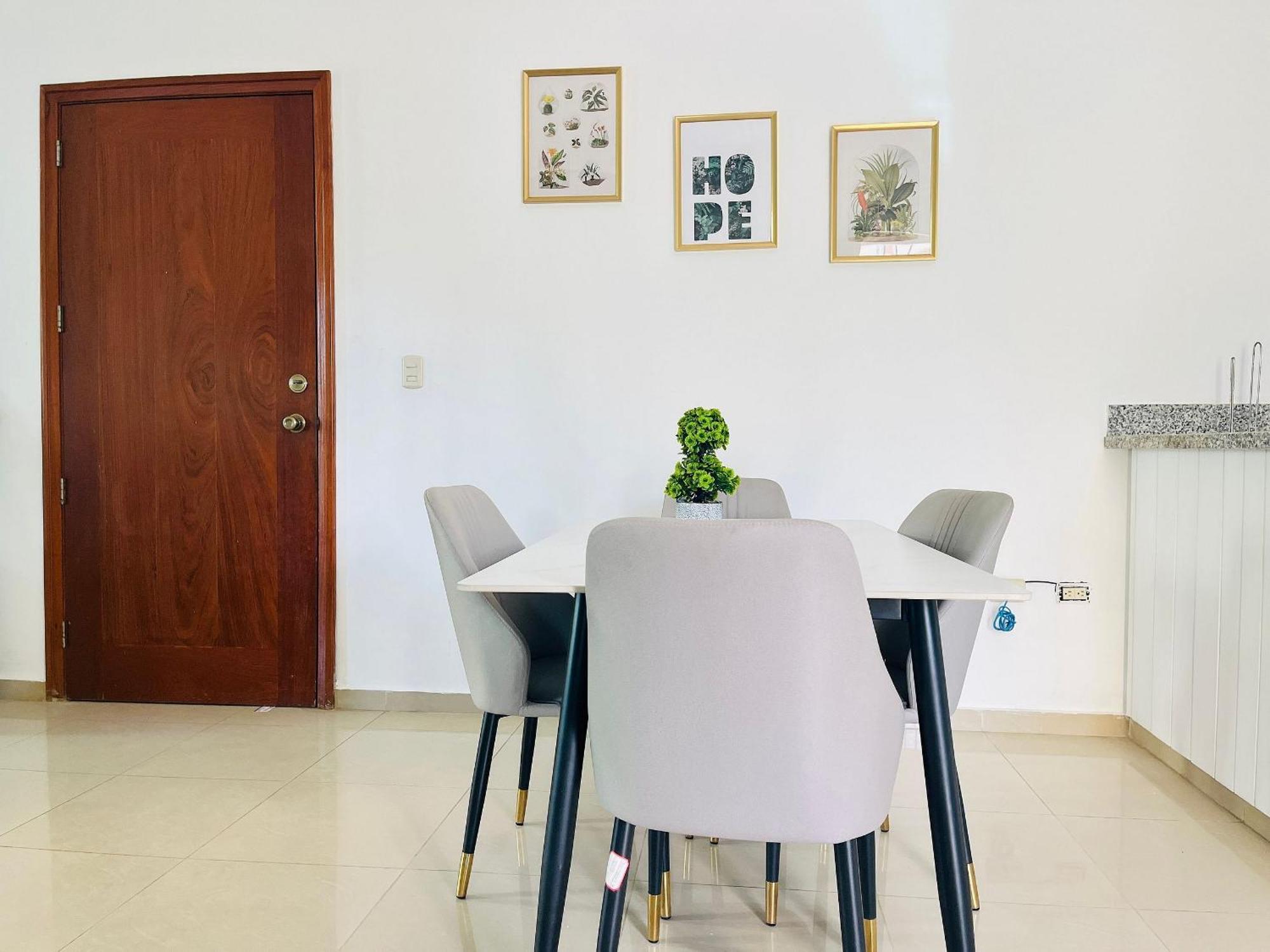 Cozy 290m Distance From The Apartment *