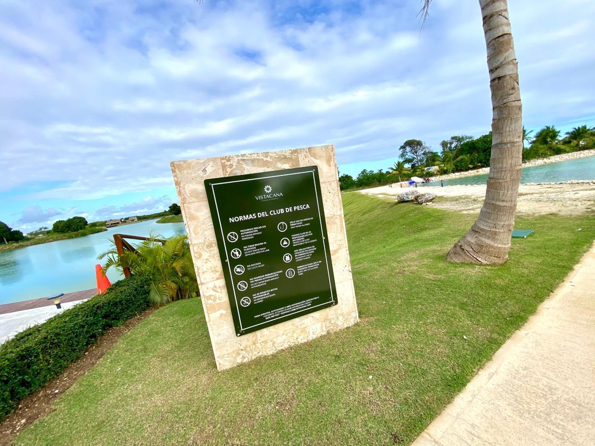Luxury With Pool And Vista Cana Golf Course Villa
