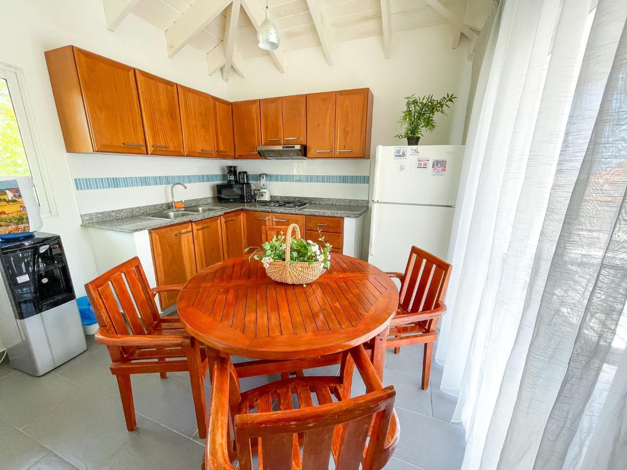Caribbean Paradise Ocean Breeze With View Los Corales Bbq Wifi Beach Club & Spa Hotel 5*
