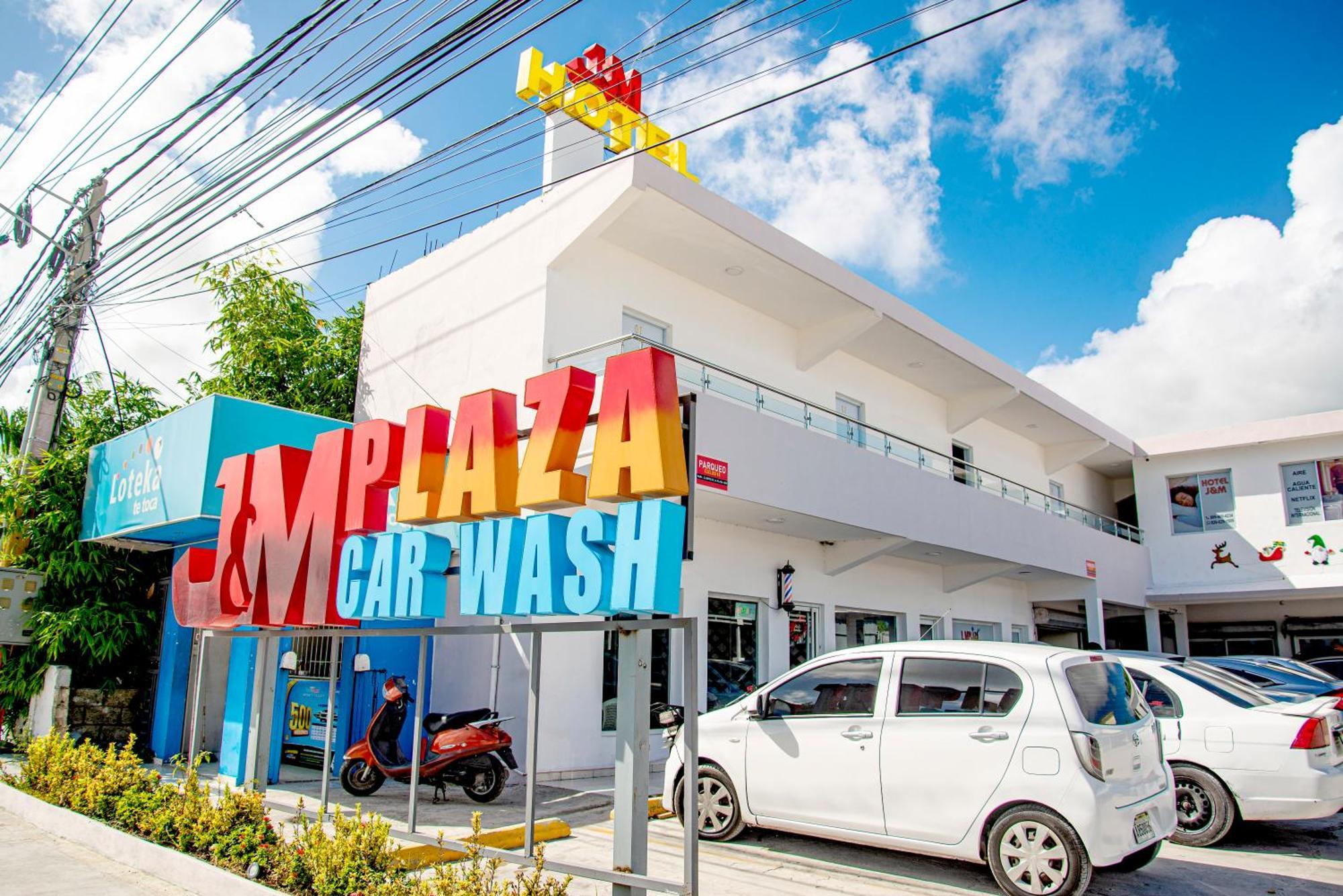 Aparthotel J&m *