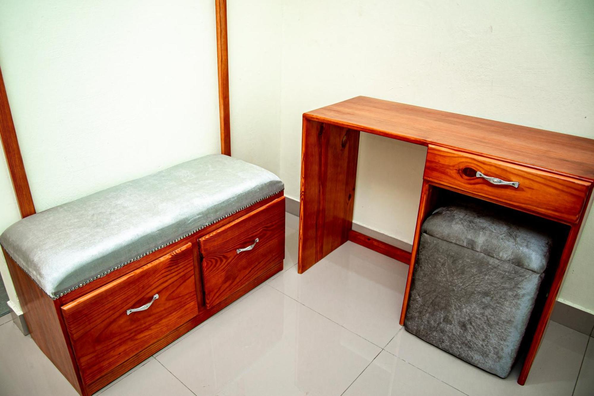 Aparthotel J&m *