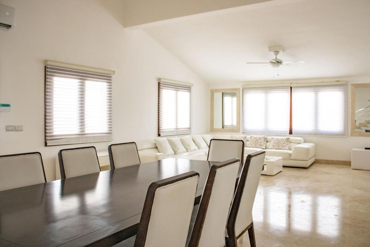 Holiday home 7br Next To