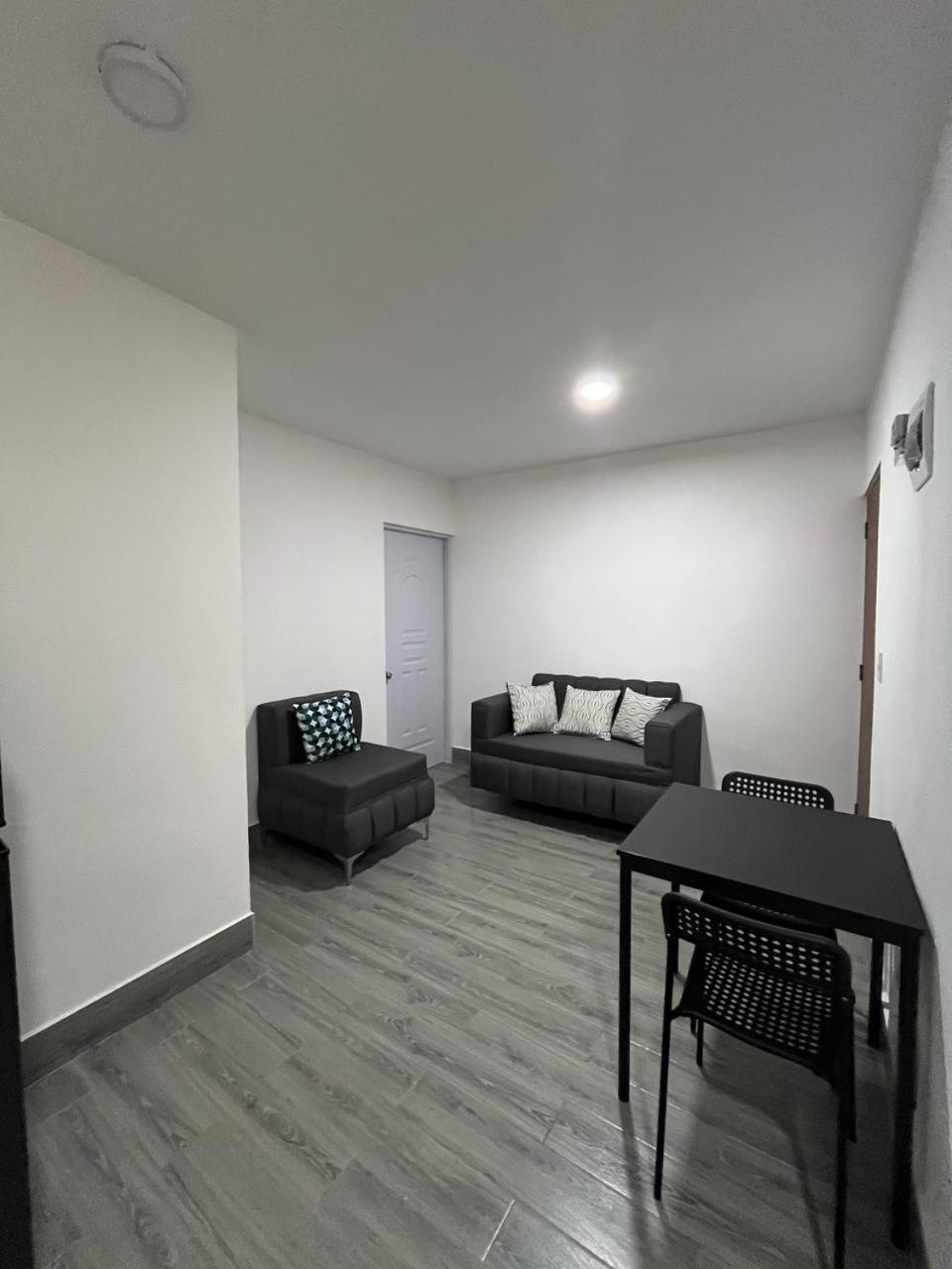 Apartment La Yarolina *