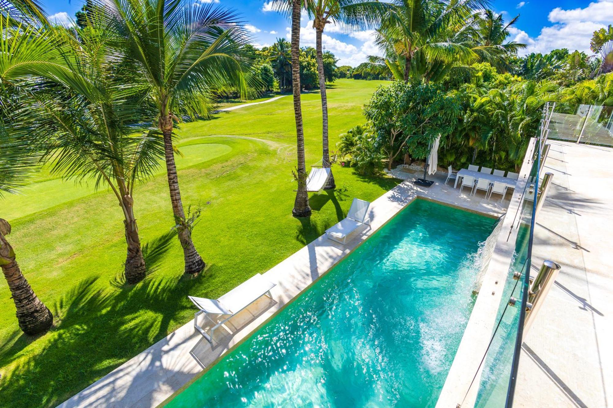 Luxury In - Exclusive Waterfall With Private Pool, Bbq, Maid, Golf *