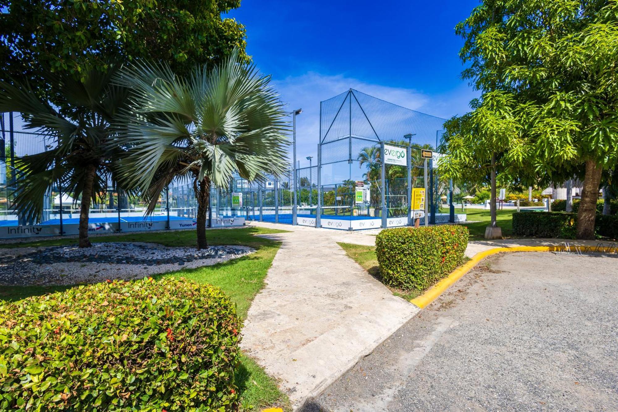 Luxury In - Exclusive Waterfall With Private Pool, Bbq, Maid, Golf * Punta Cana