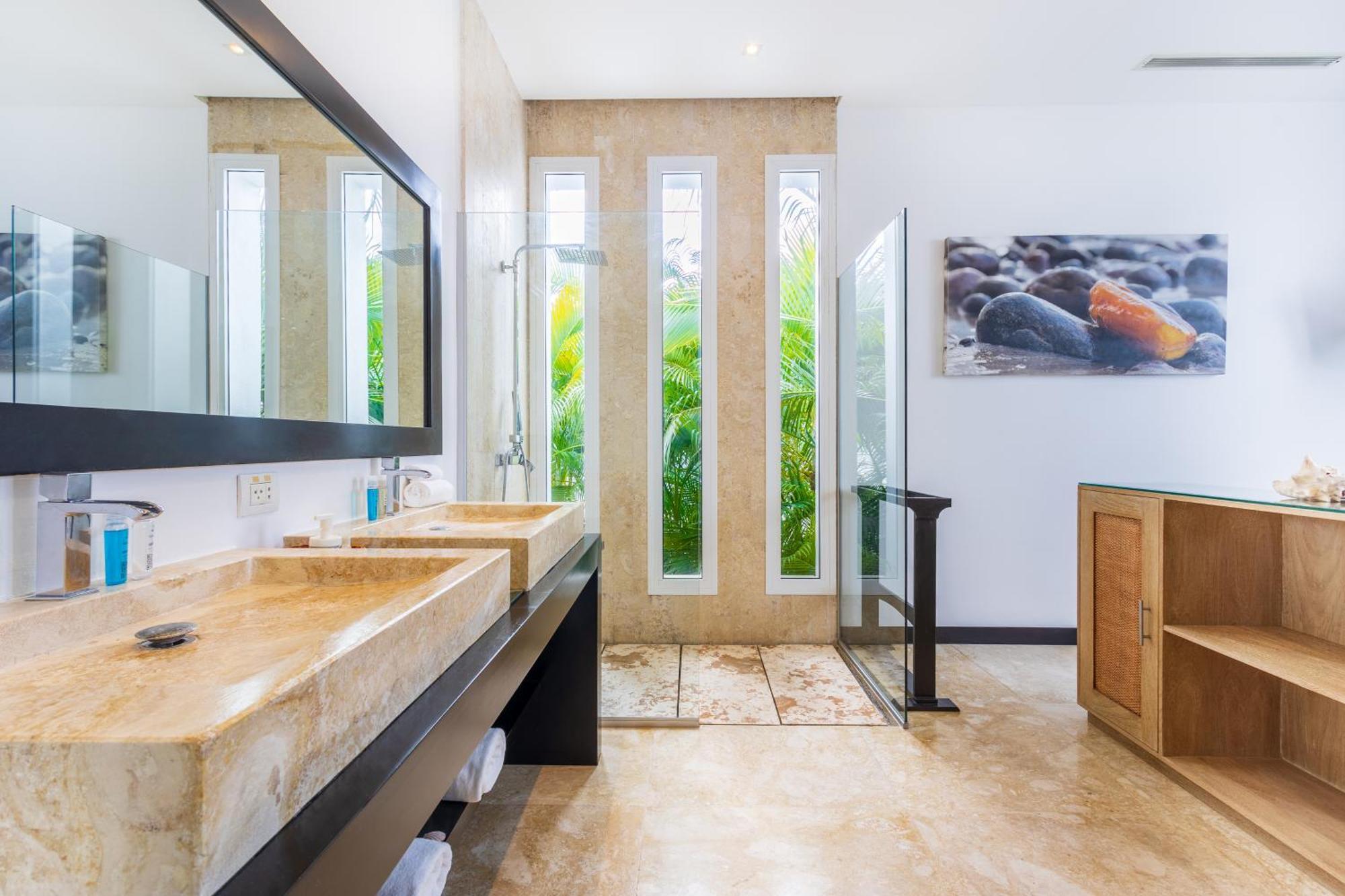 Luxury In - Exclusive Waterfall With Private Pool, Bbq, Maid, Golf Villa