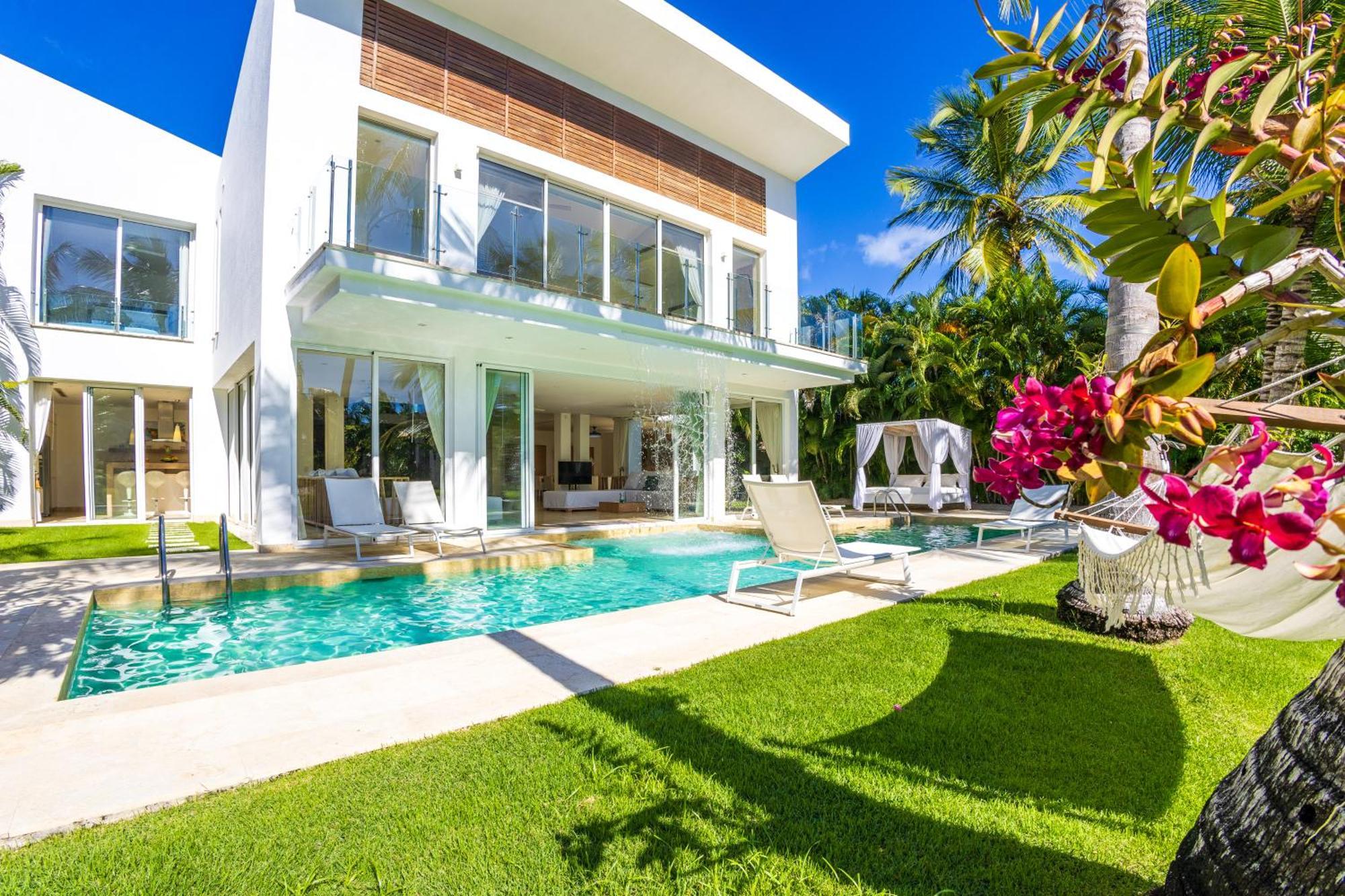Villa Luxury In - Exclusive Waterfall With Private Pool, Bbq, Maid, Golf Punta Cana