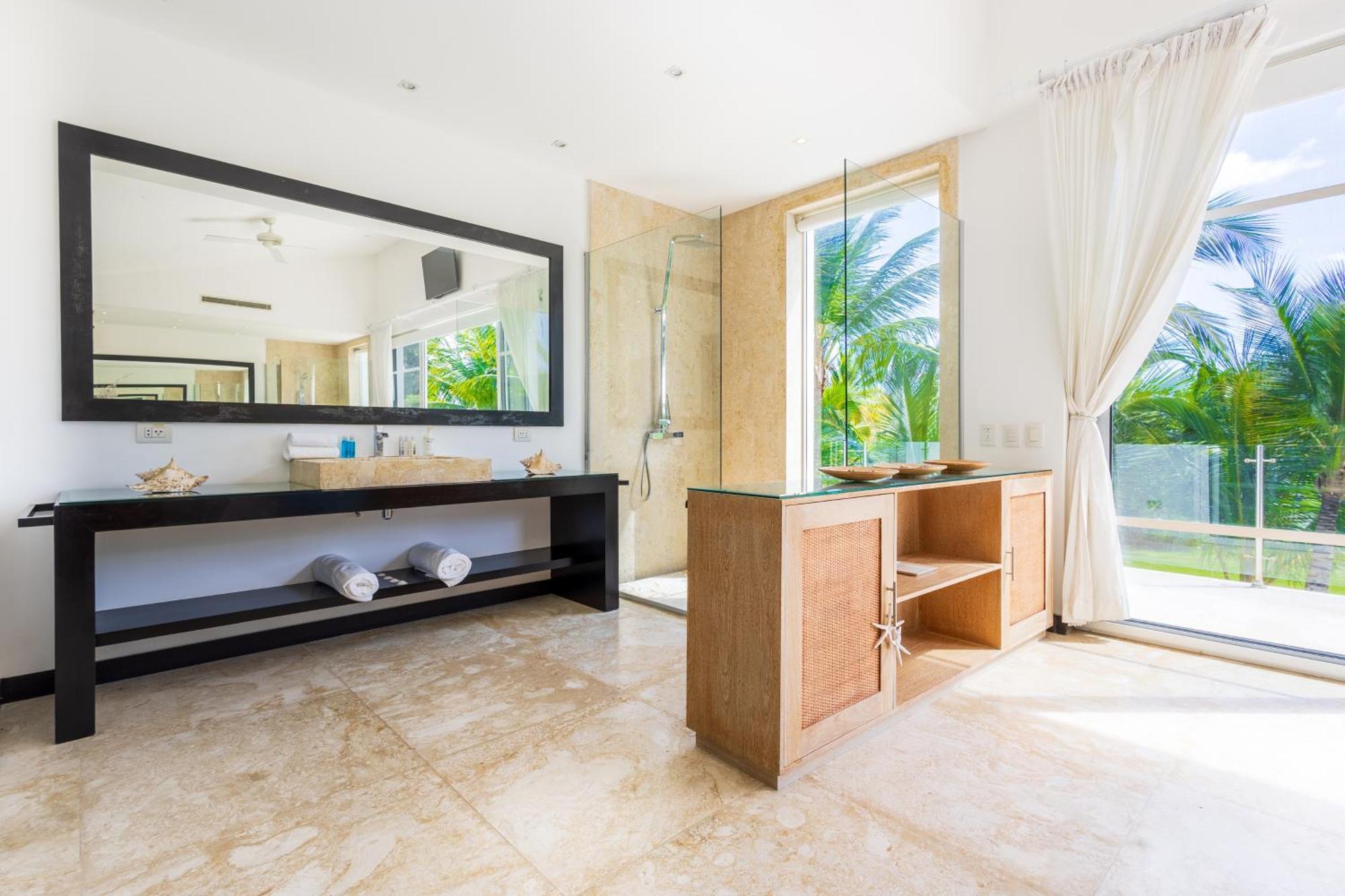 Luxury In - Exclusive Waterfall With Private Pool, Bbq, Maid, Golf Punta Cana