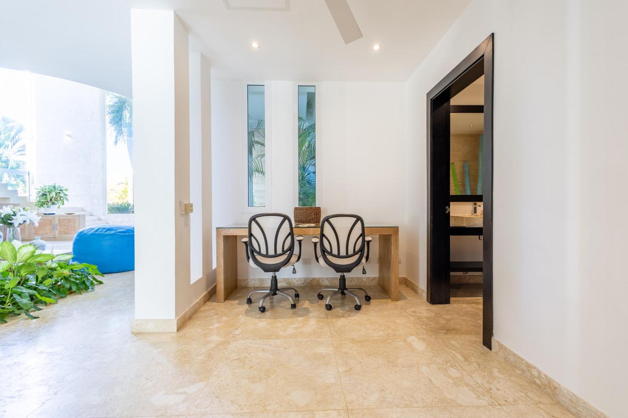 Luxury In - Exclusive Waterfall With Private Pool, Bbq, Maid, Golf Villa *