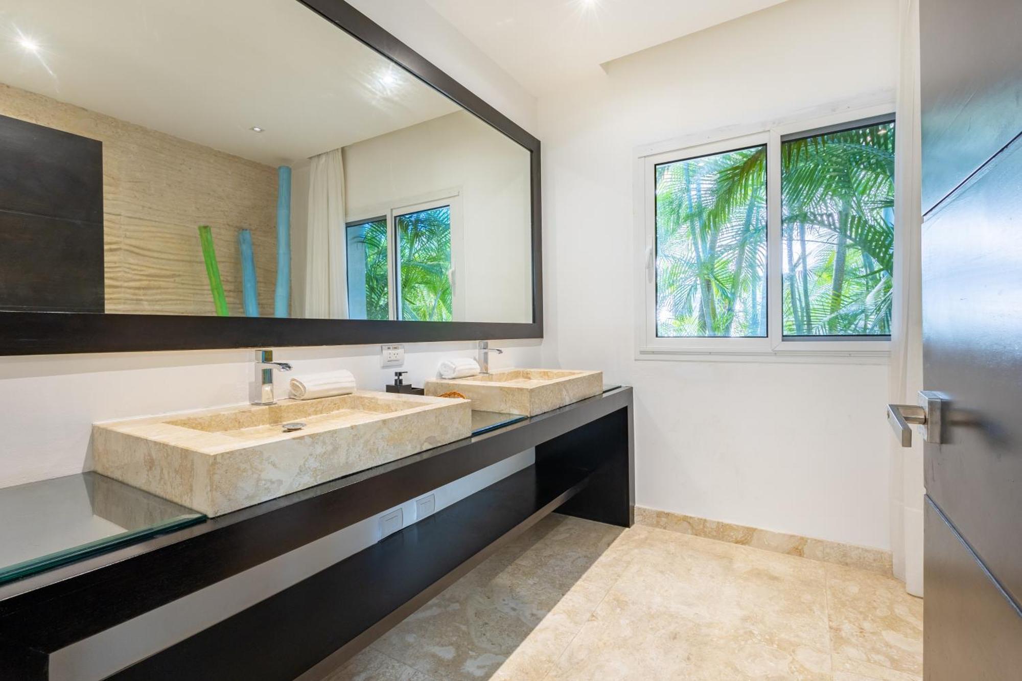 Luxury In - Exclusive Waterfall With Private Pool, Bbq, Maid, Golf Punta Cana