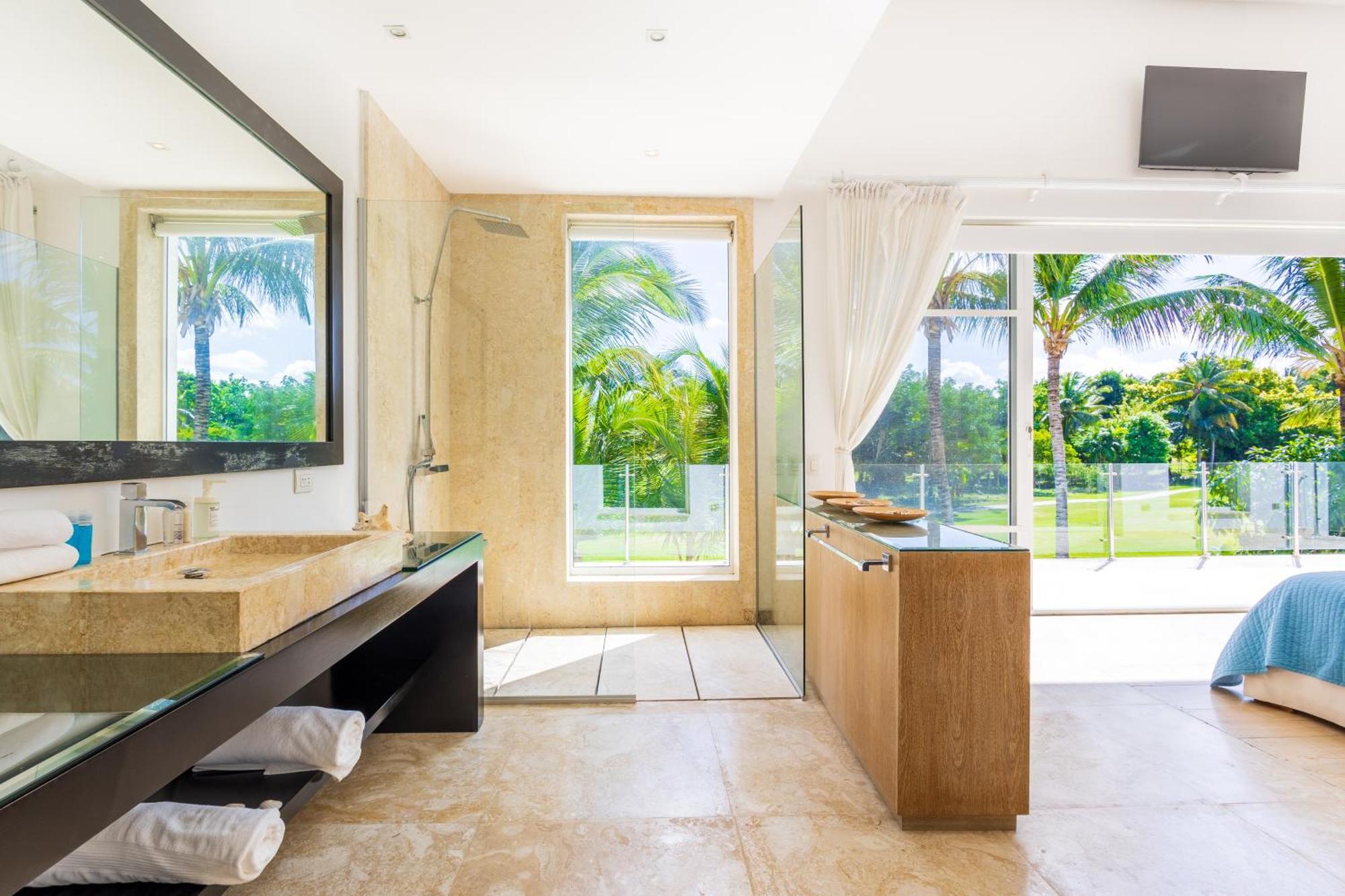 Luxury In - Exclusive Waterfall With Private Pool, Bbq, Maid, Golf