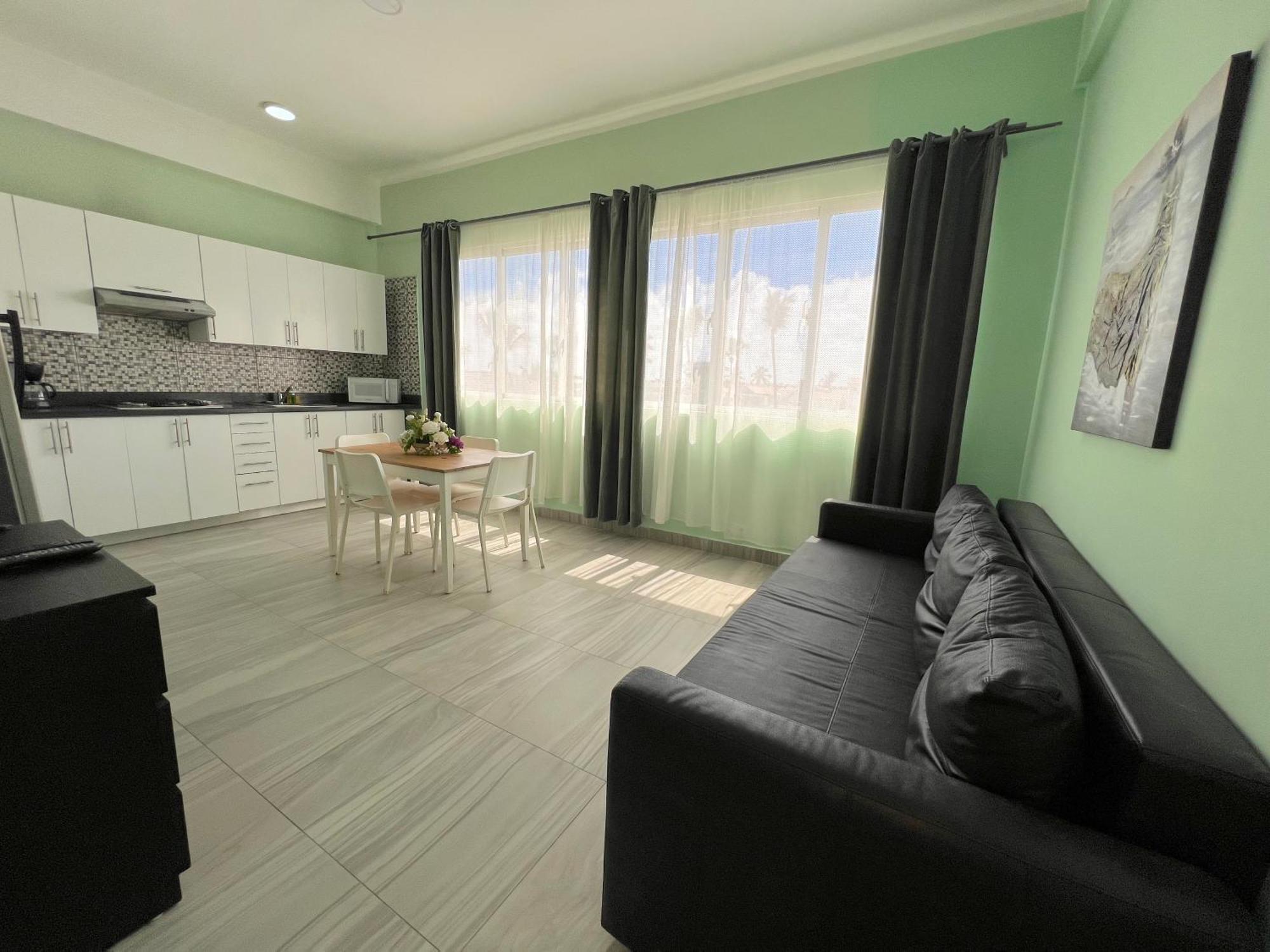 Hotel Vacation With Rooftop Pool, Spa, Restaurants - Playa Los Corales