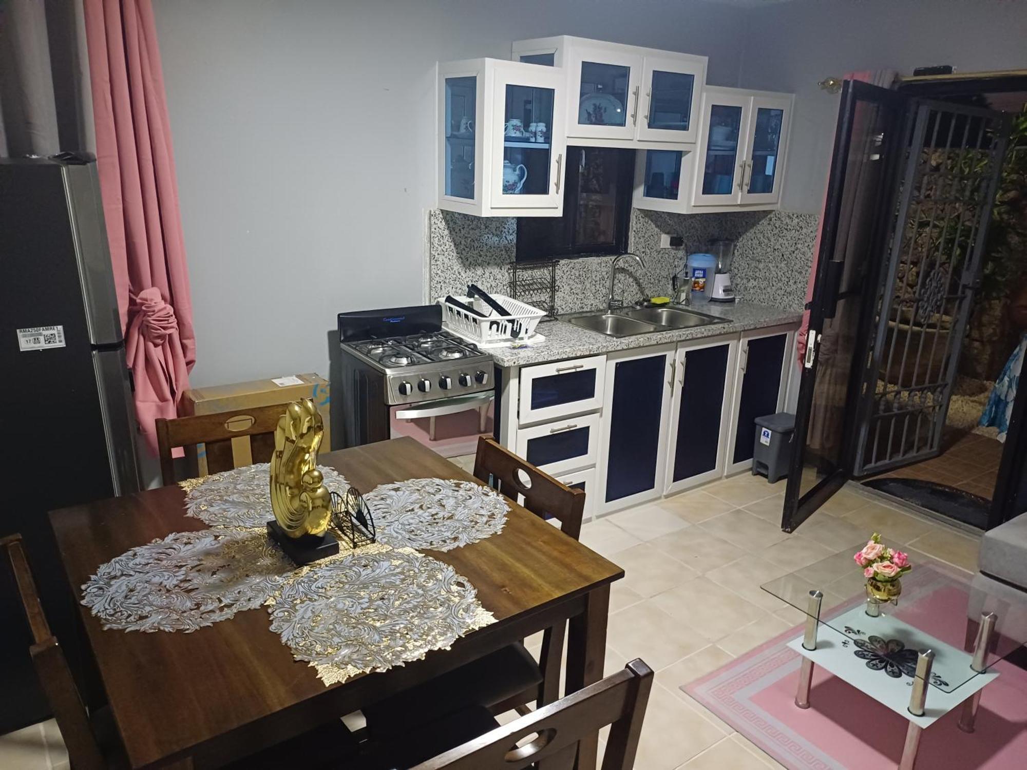 Apartment Family House *