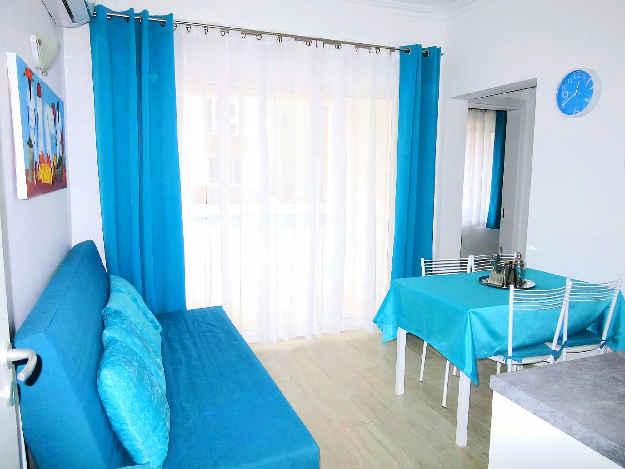 Apartment Caribbean Rainbow With Pool - Beach, Bars & Services Close By