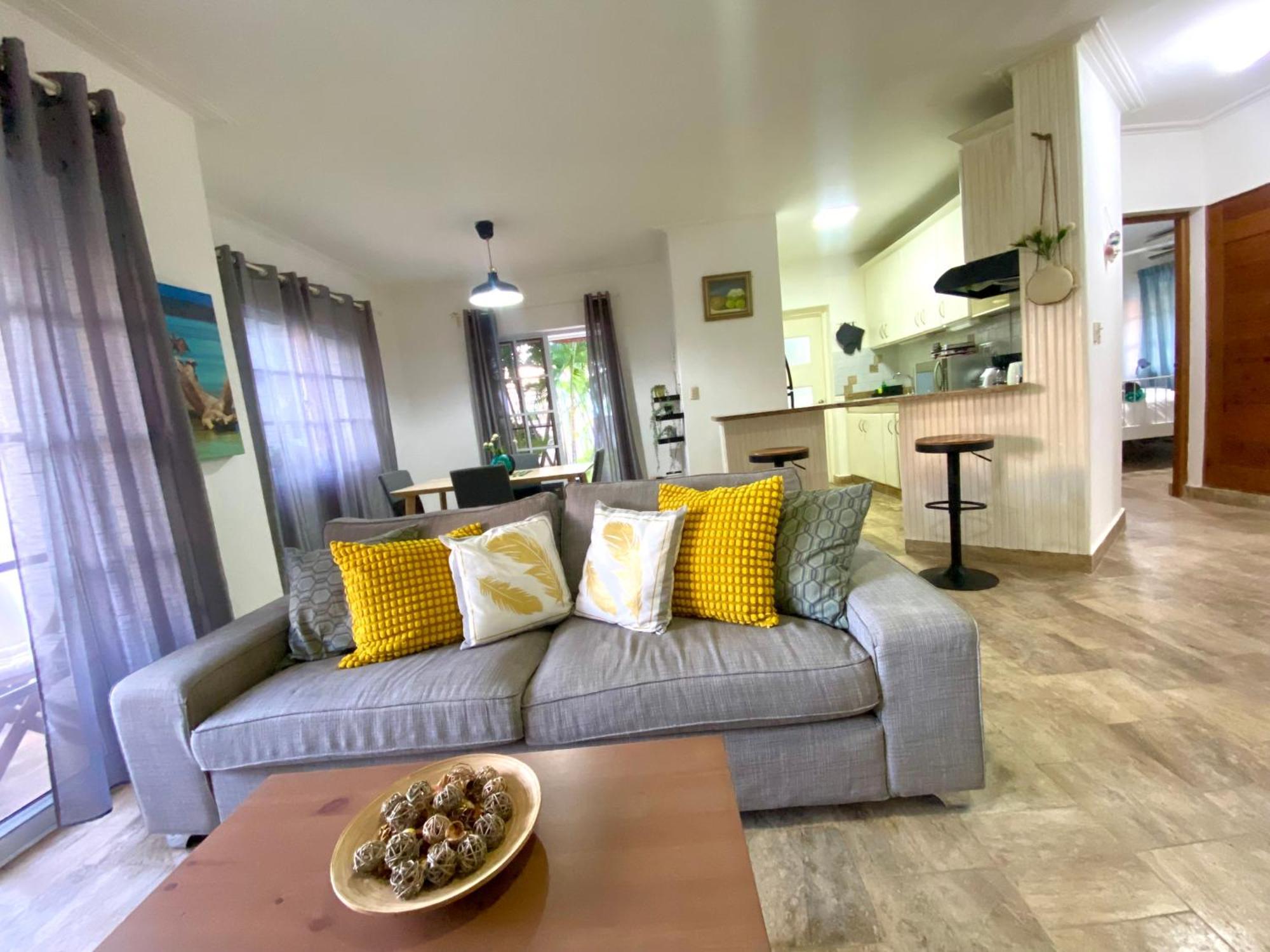 Fantastico Lugar En El Centro De Corales Rd Apartment