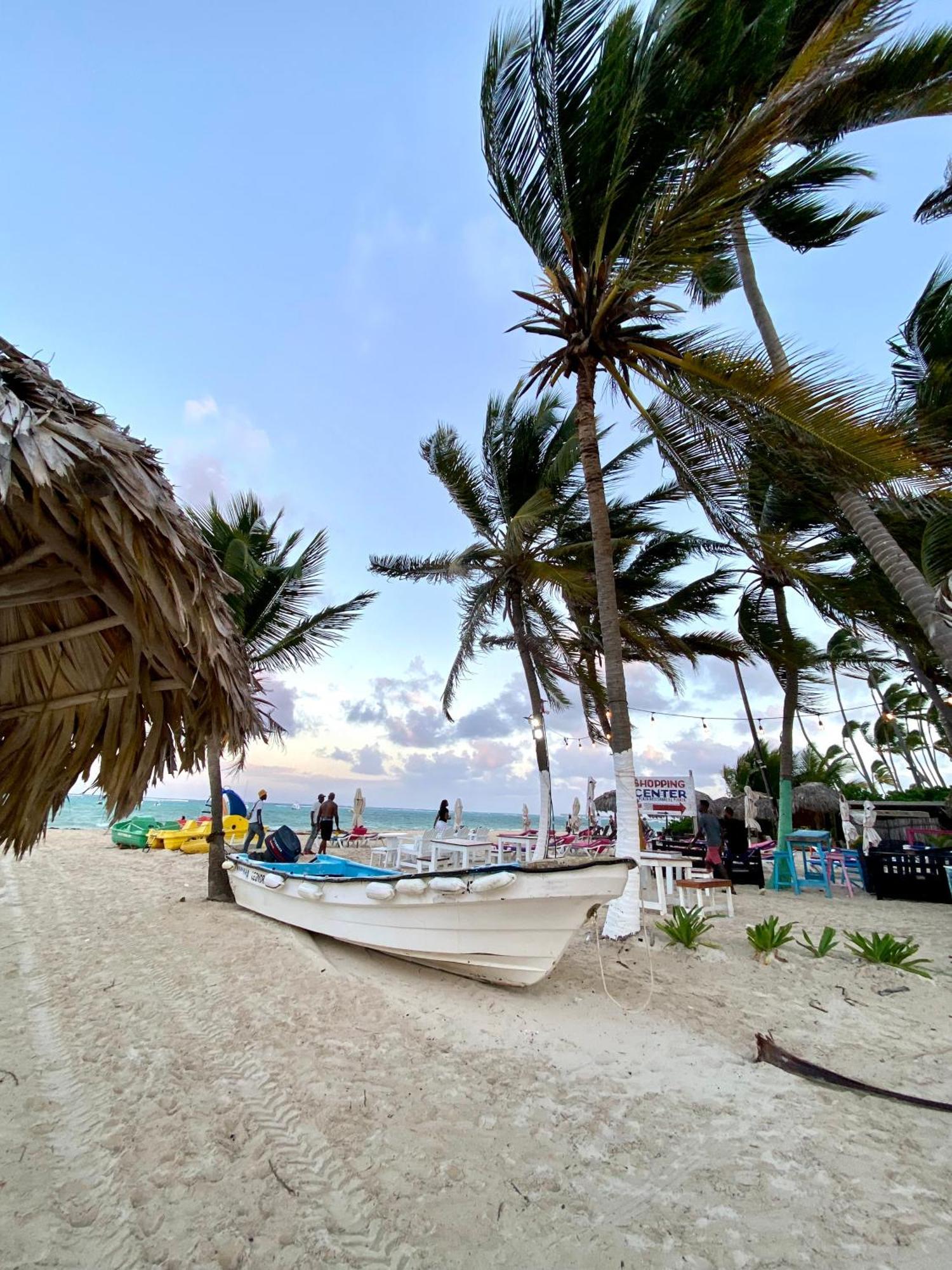 Paradise Close To The Pool Free Parking,wifi- *