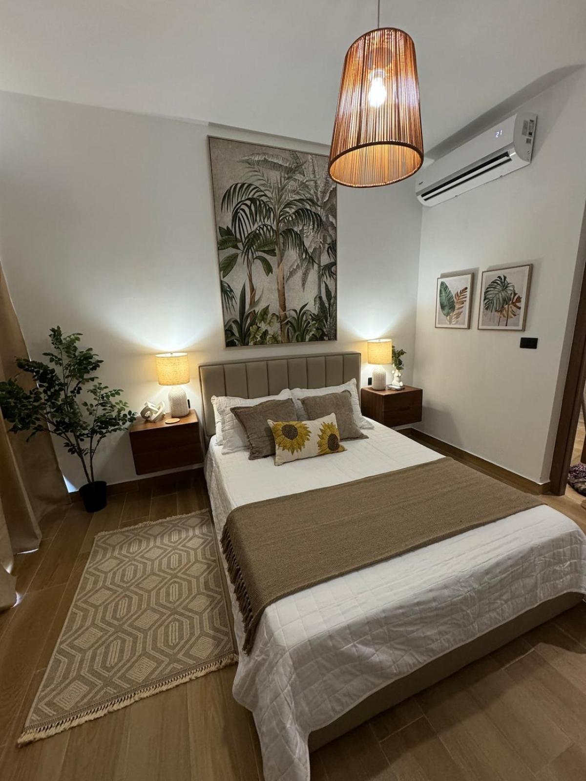 Beautiful In Downtown, Apartment