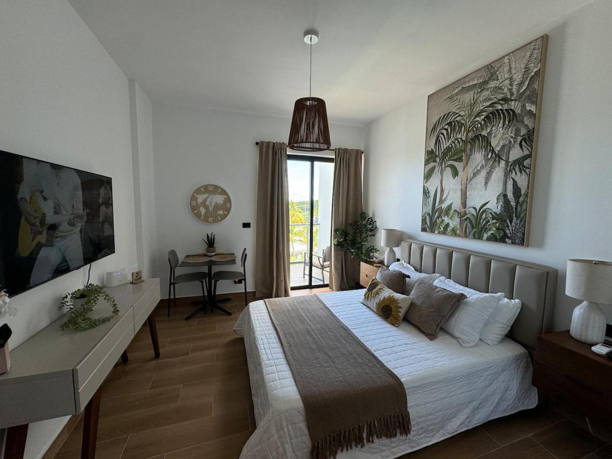 Beautiful In Downtown, Apartment *