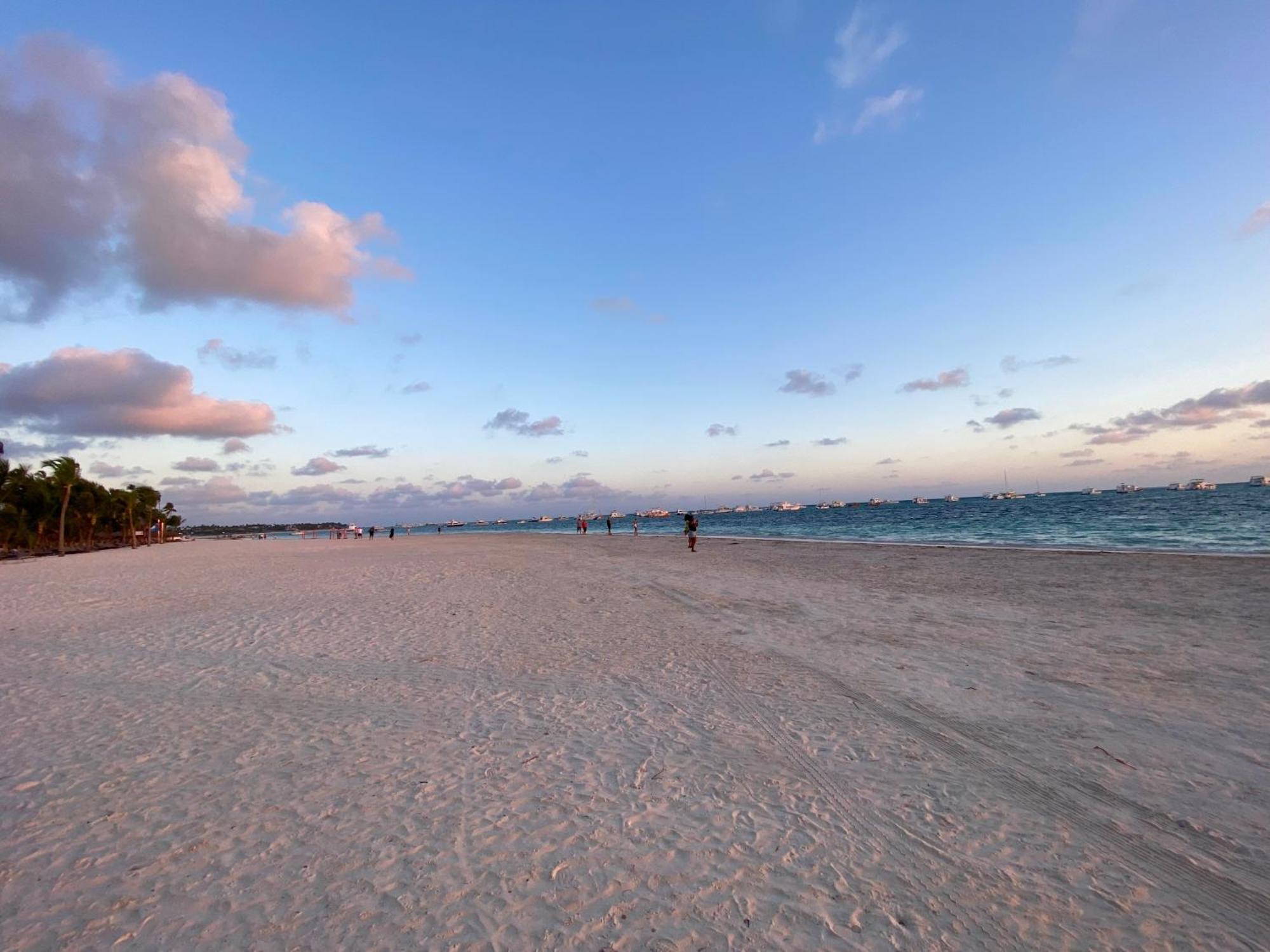 Apartamento Madonna Pool Corales Punta Cana