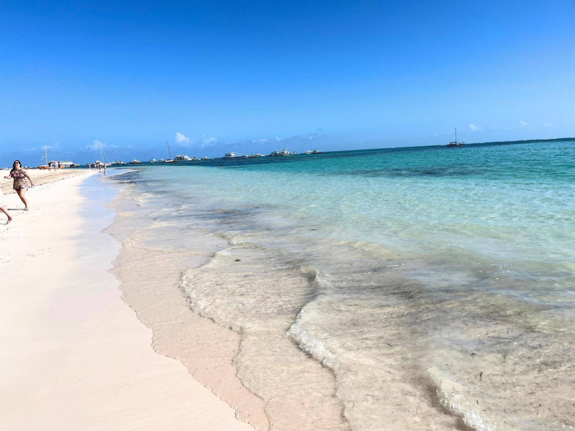 Chic - 3 Min To The Punta Cana