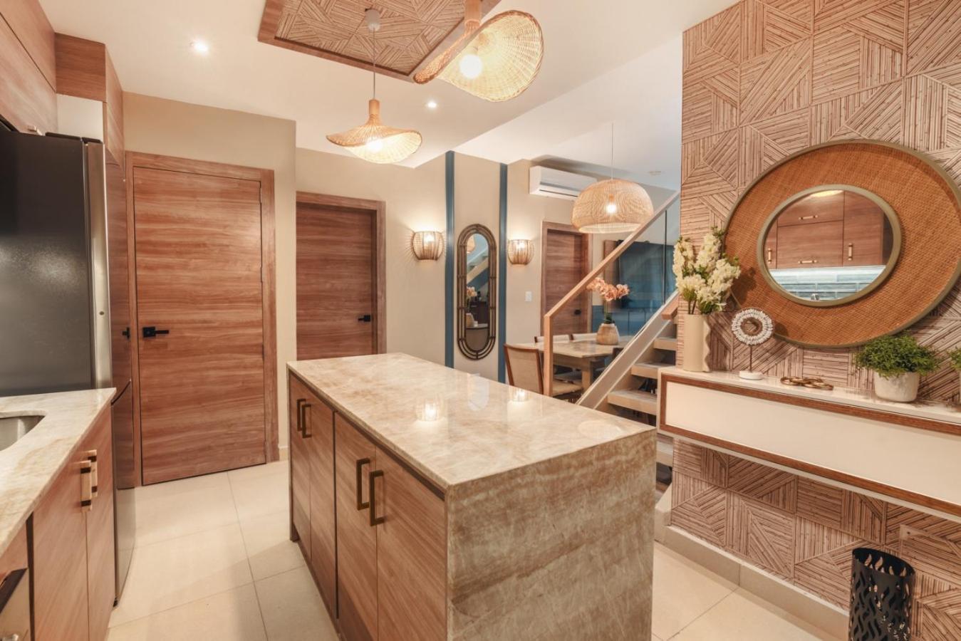 With 3 Bedrooms In Canas Apartment