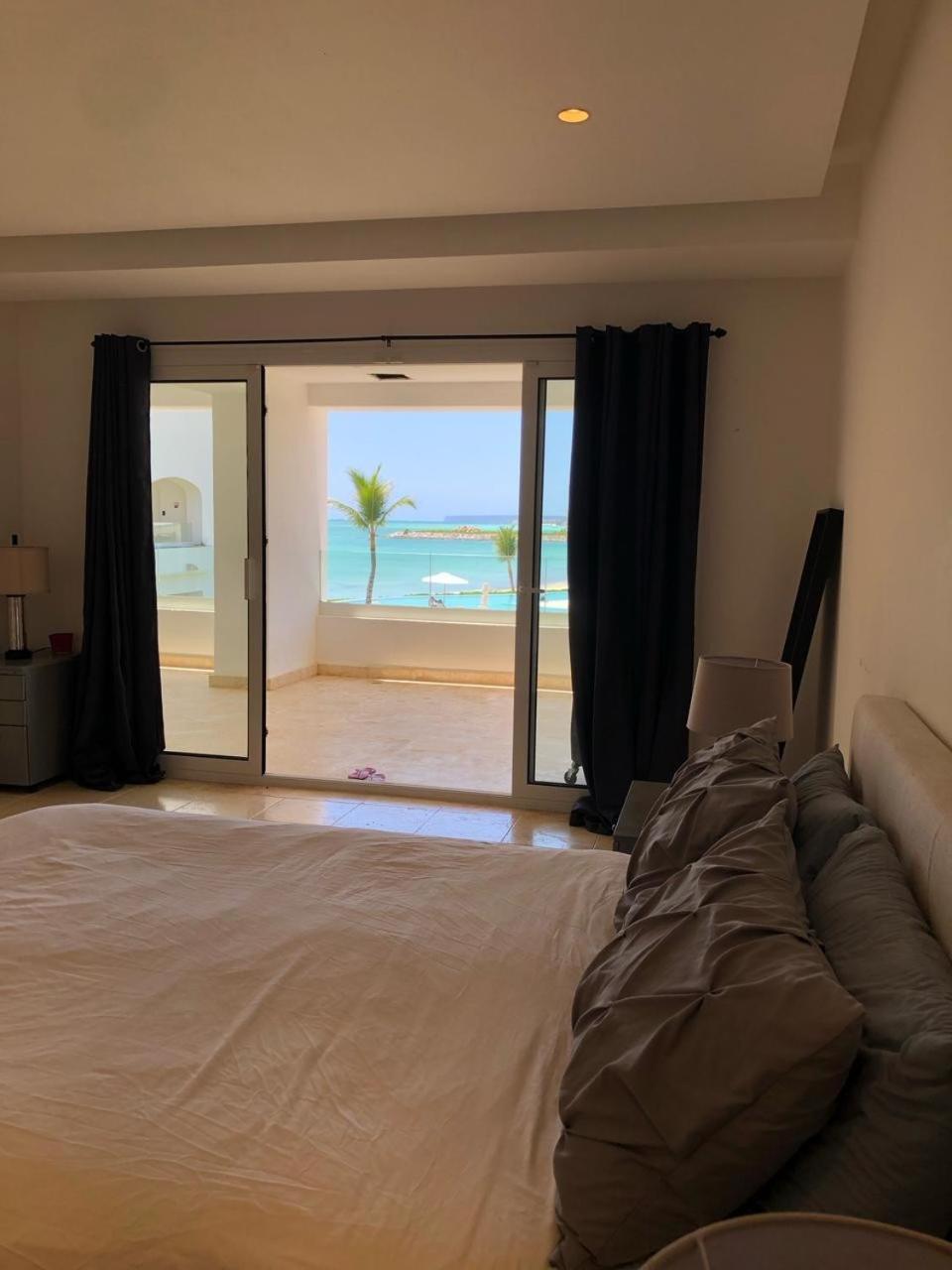 Large And Spacious 1 Bedroom Beachfront In Cap Cana, Apartamento