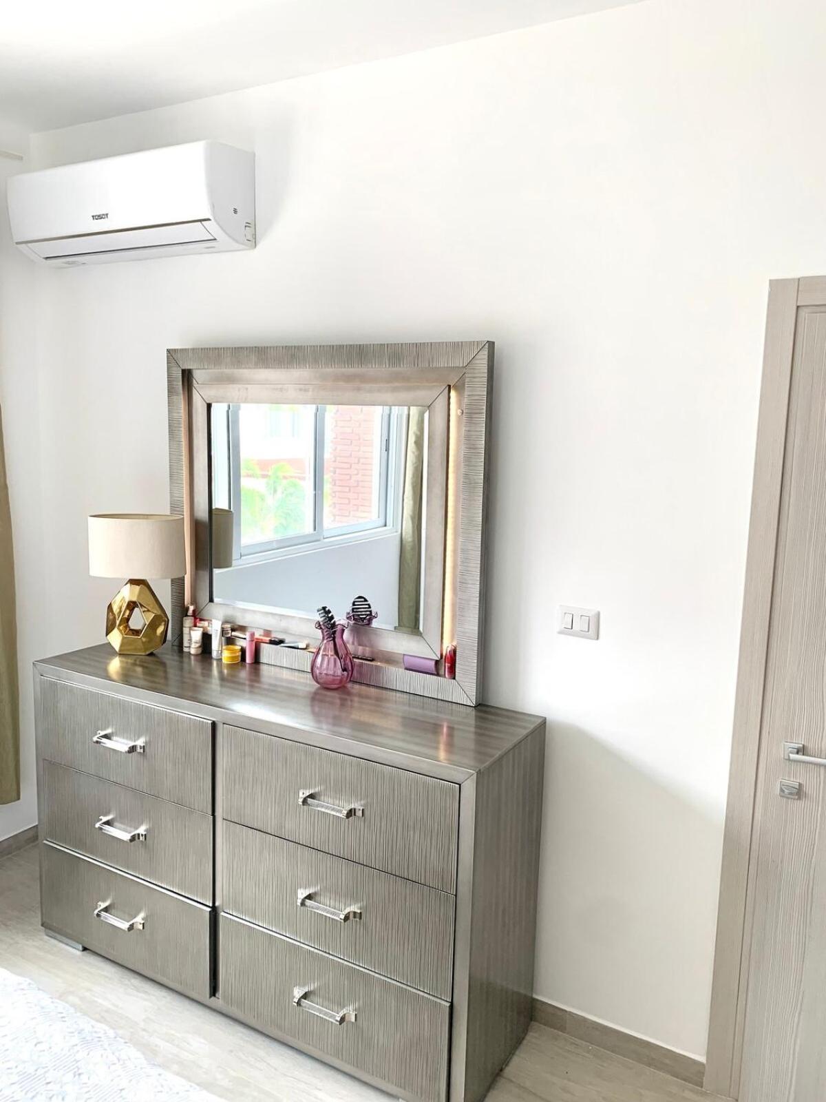 Luxurious Spacious 2-bedroom Apartment, Steps From Apartamento Punta Cana