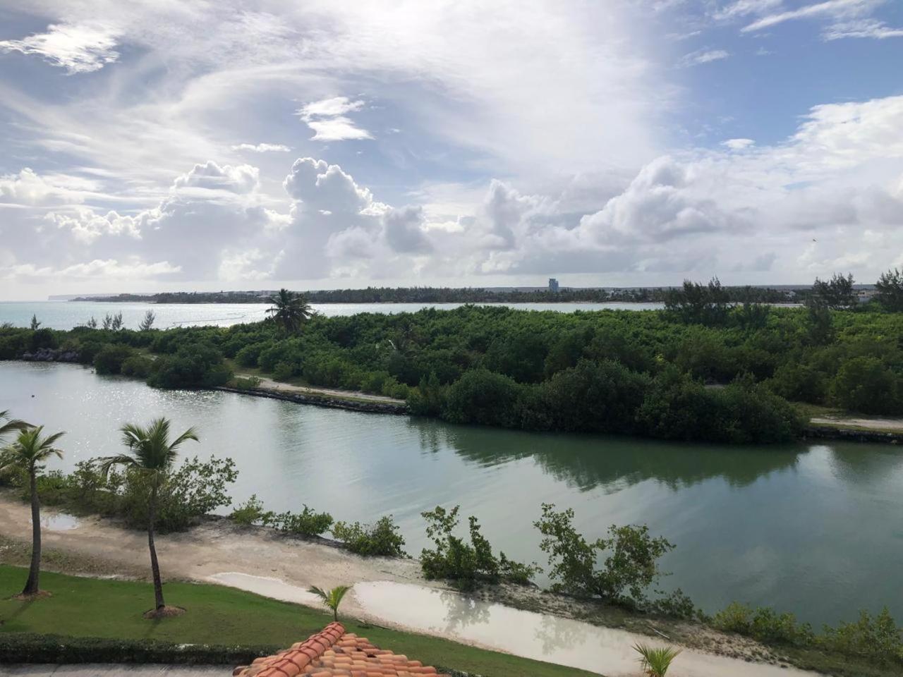 Beachfront Punta Palmera *