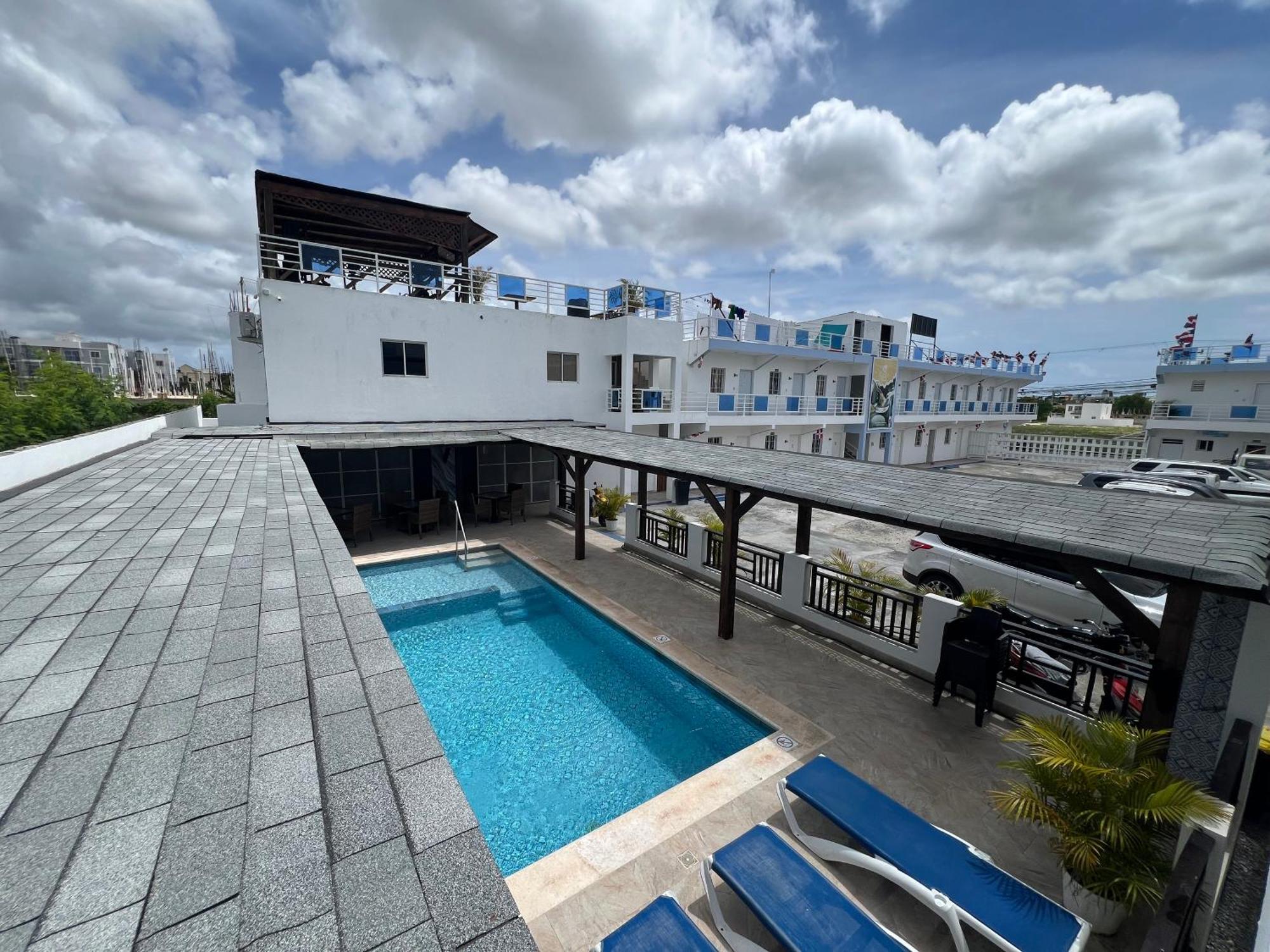 Apartahotel Costa Love Hotel Aeropuerto *